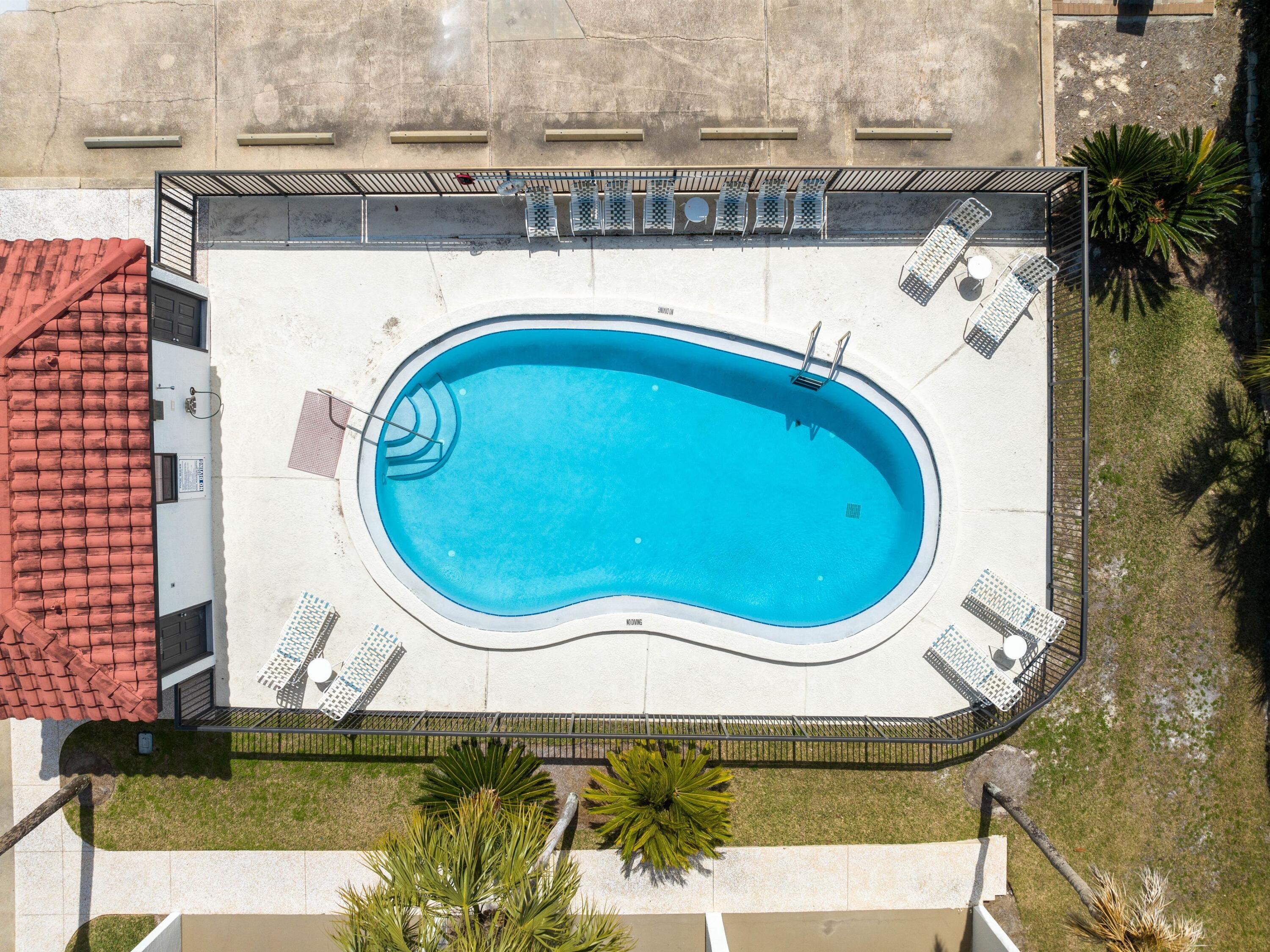 3604 East County Highway 30A D6