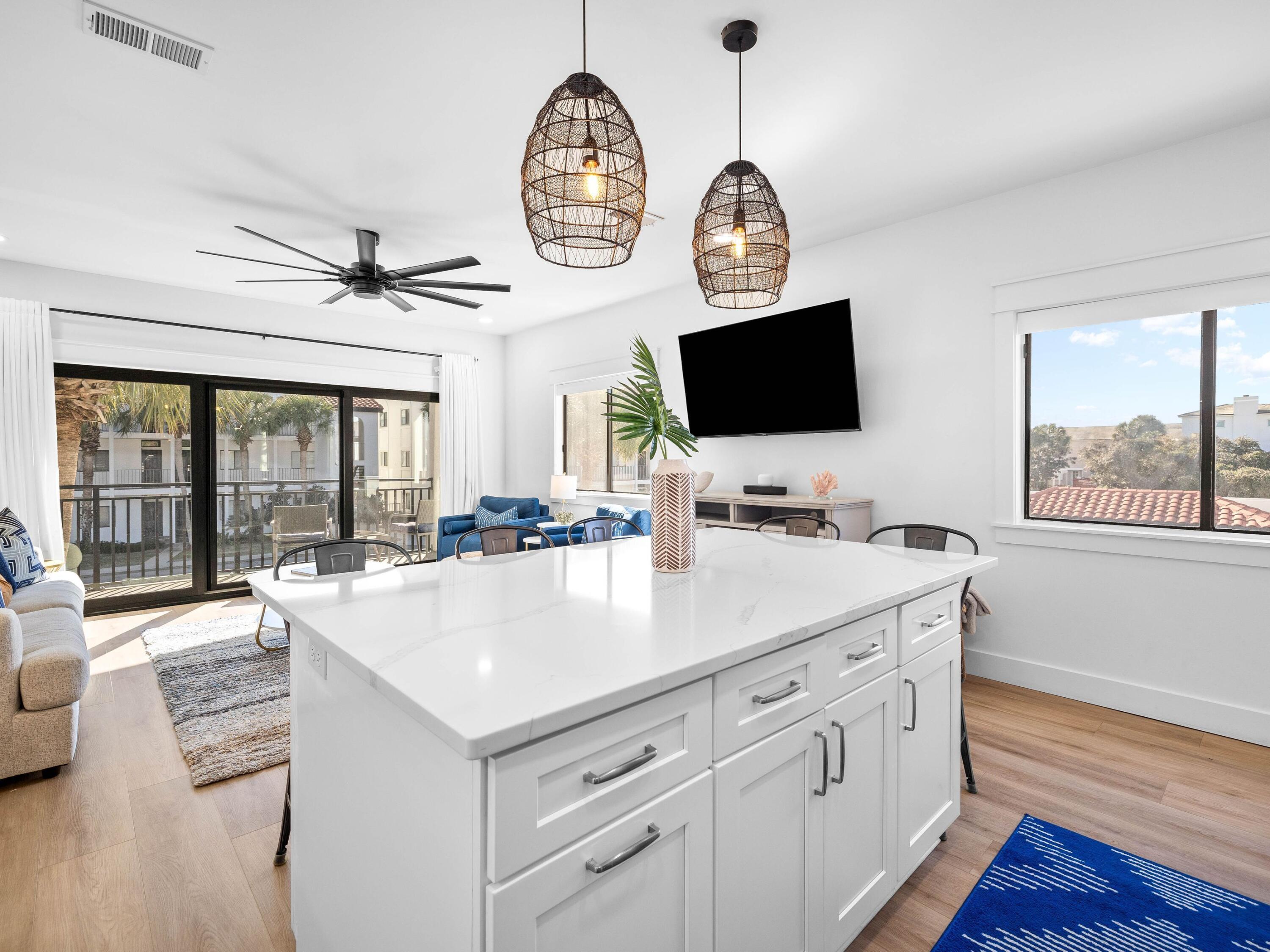 3604 East County Highway 30A D6