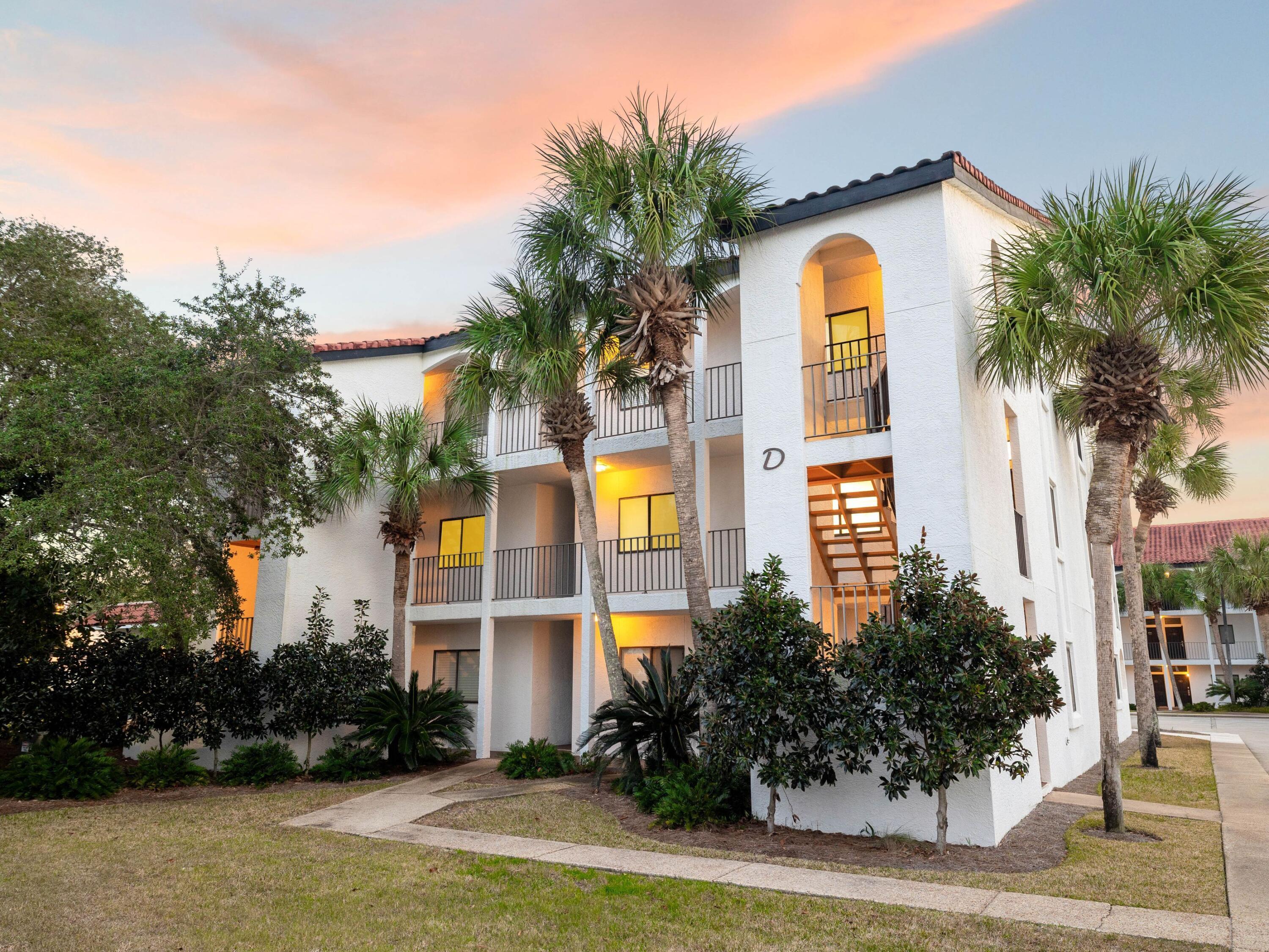 3604 East County Highway 30A D6