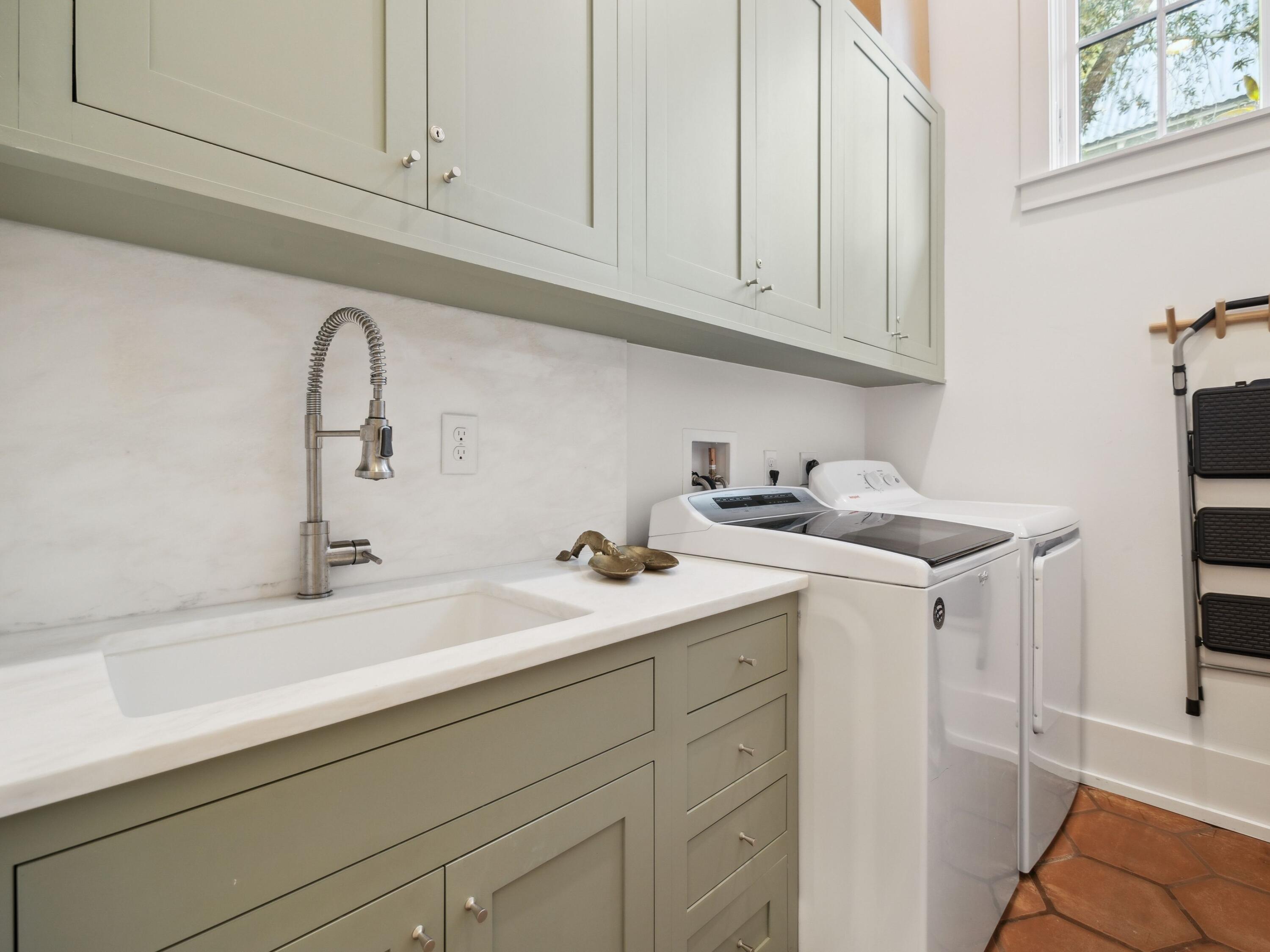 76 Tall Timber Court