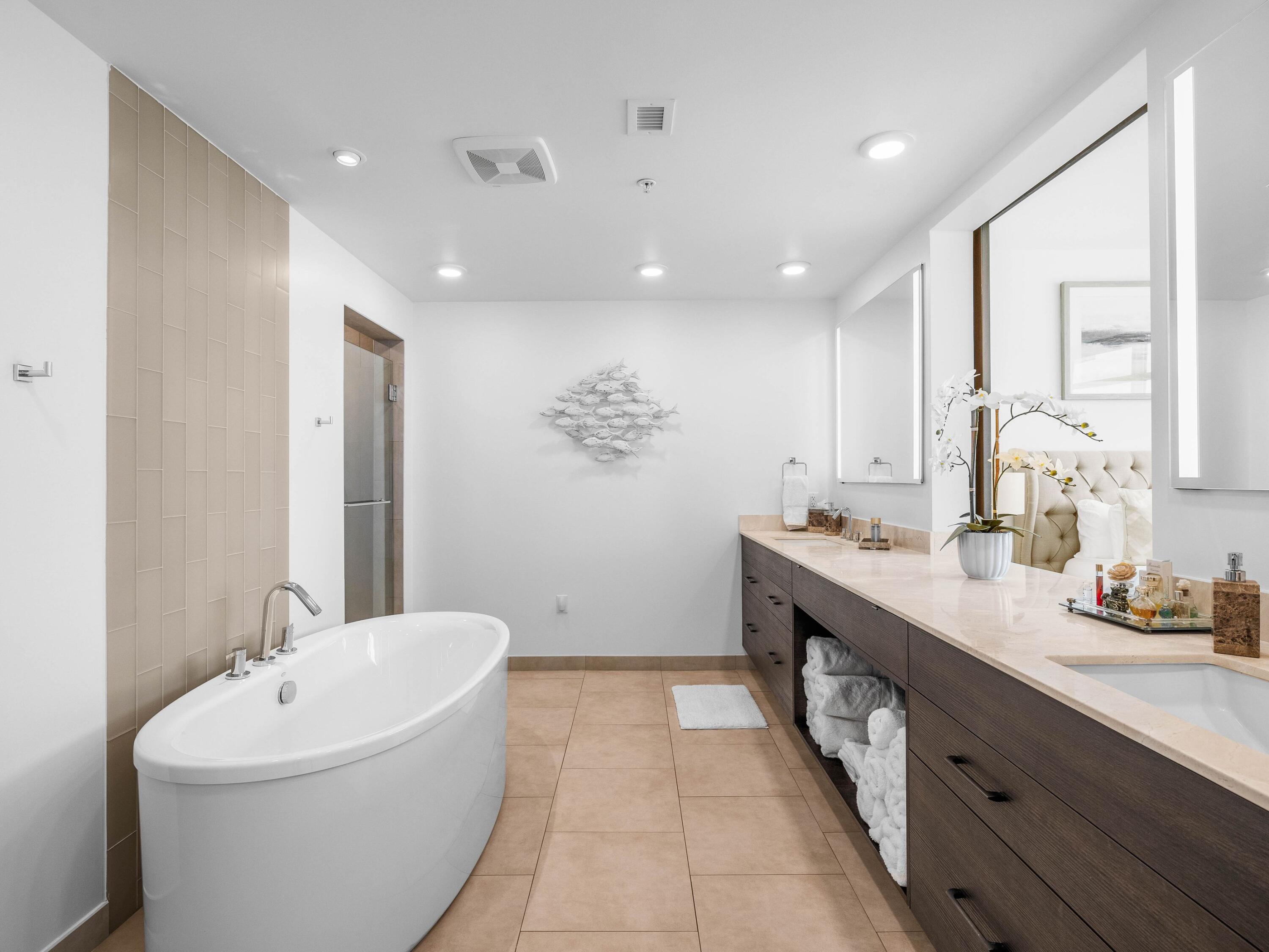 1900 Scenic Hwy 98 902