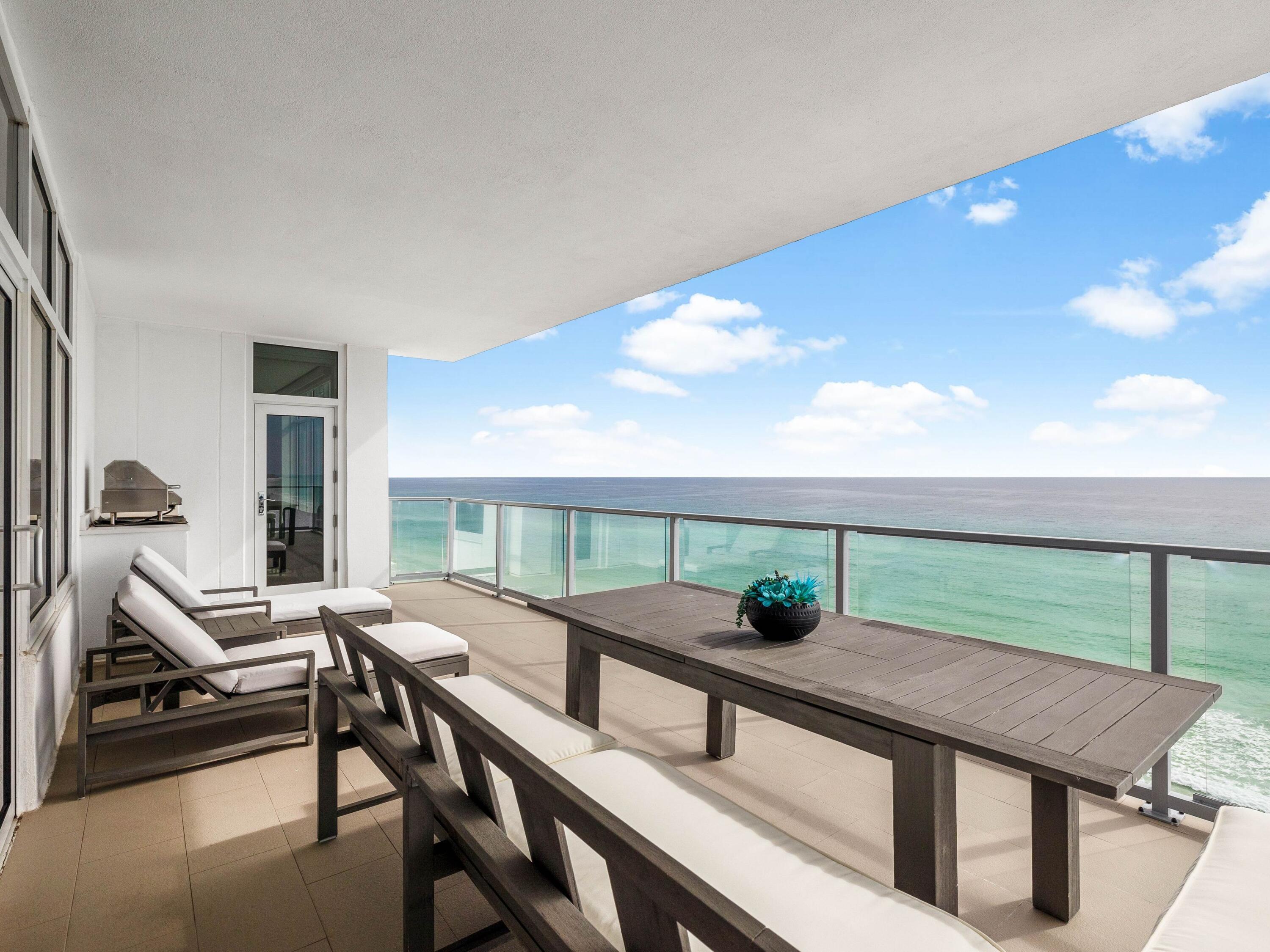 1900 Scenic Hwy 98 902