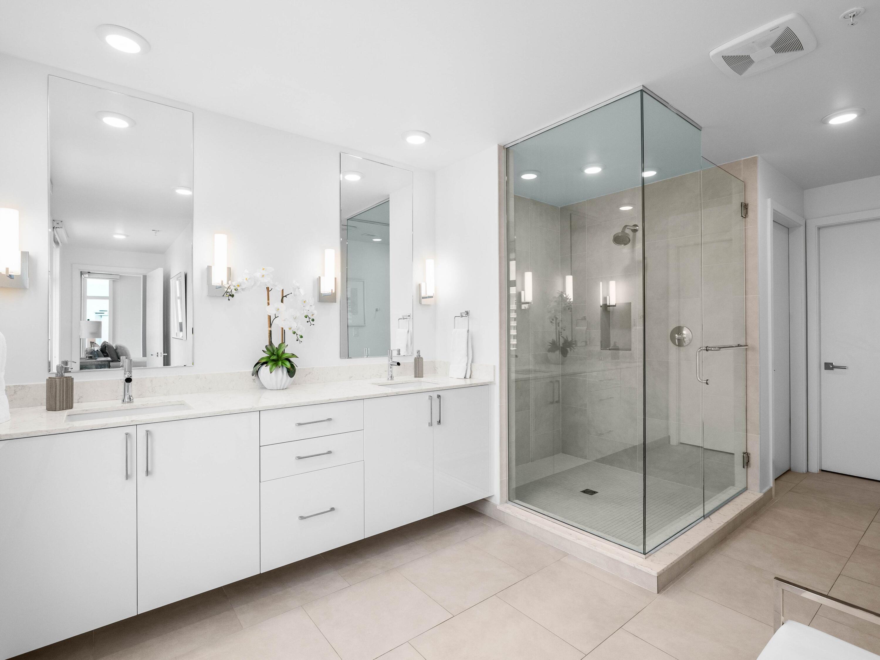 1900 Scenic Hwy 98 902