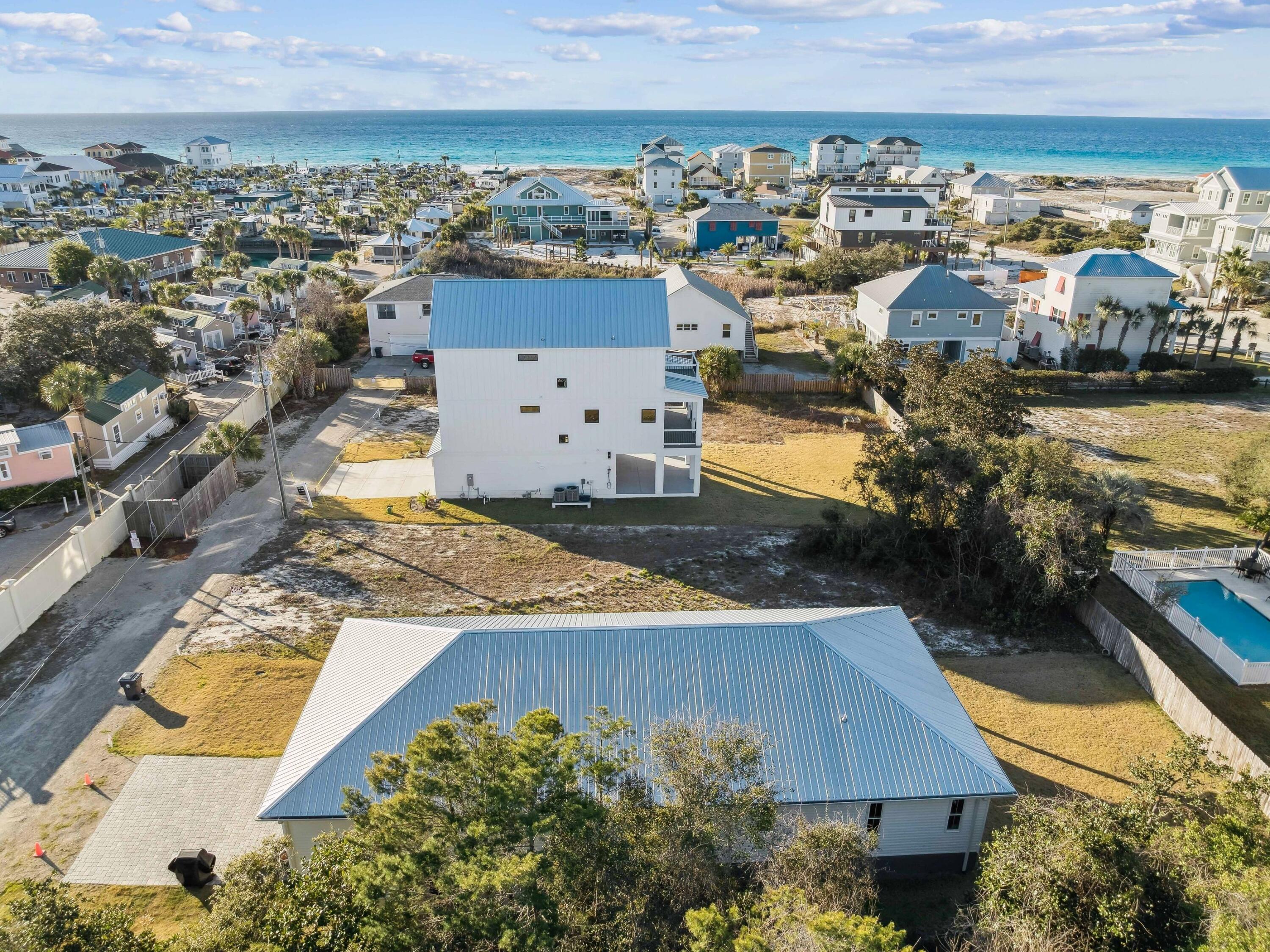 36 Casting Lake Road