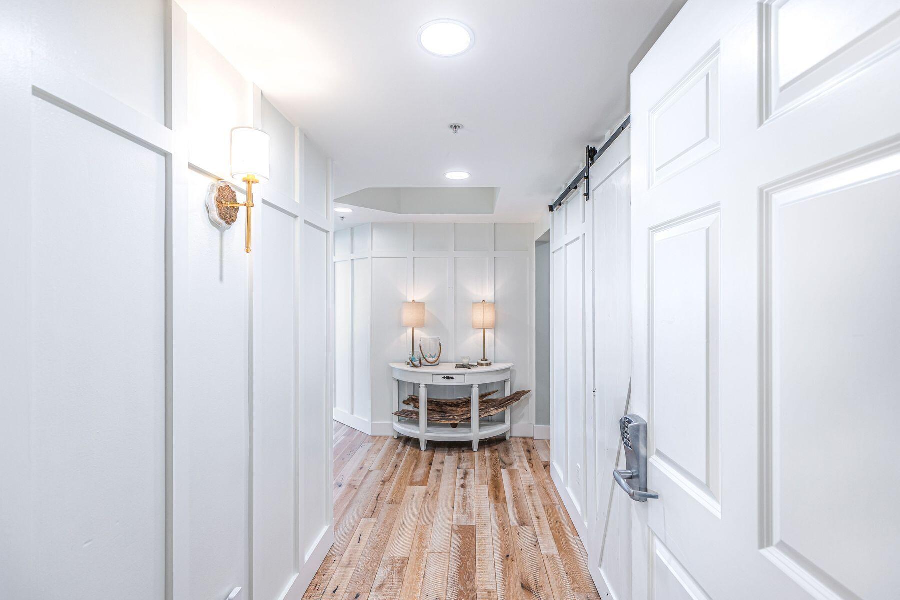 1050 E Highway 98 306E