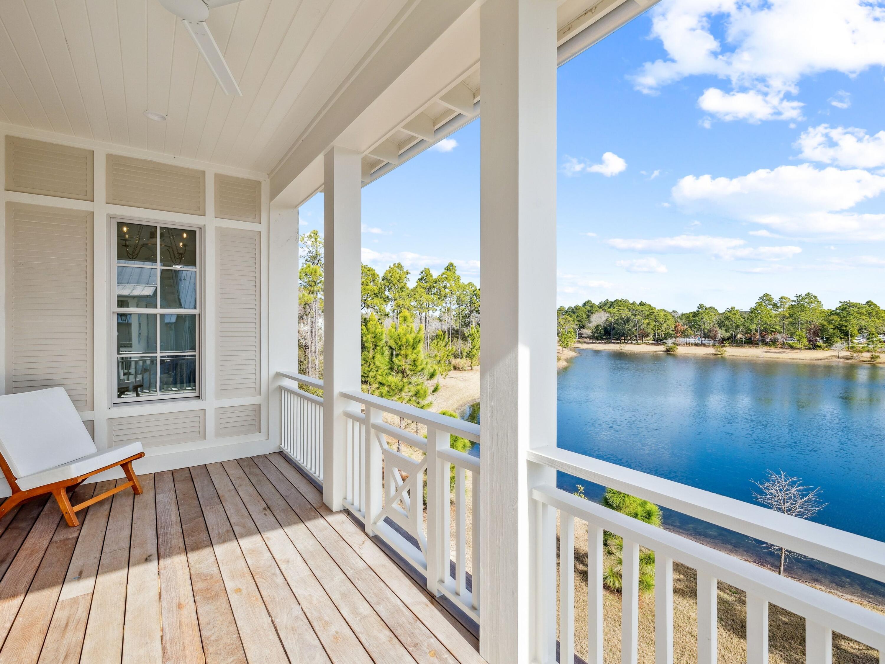 34 Climbing Rose Way