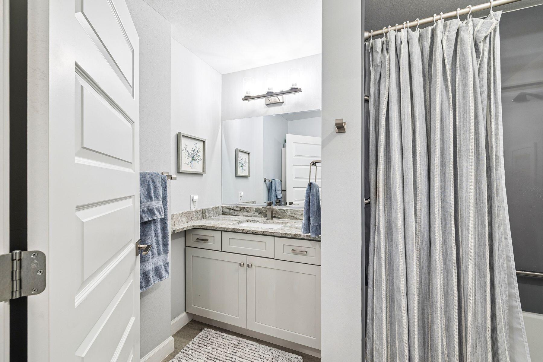 556 Augusta Drive # 11504