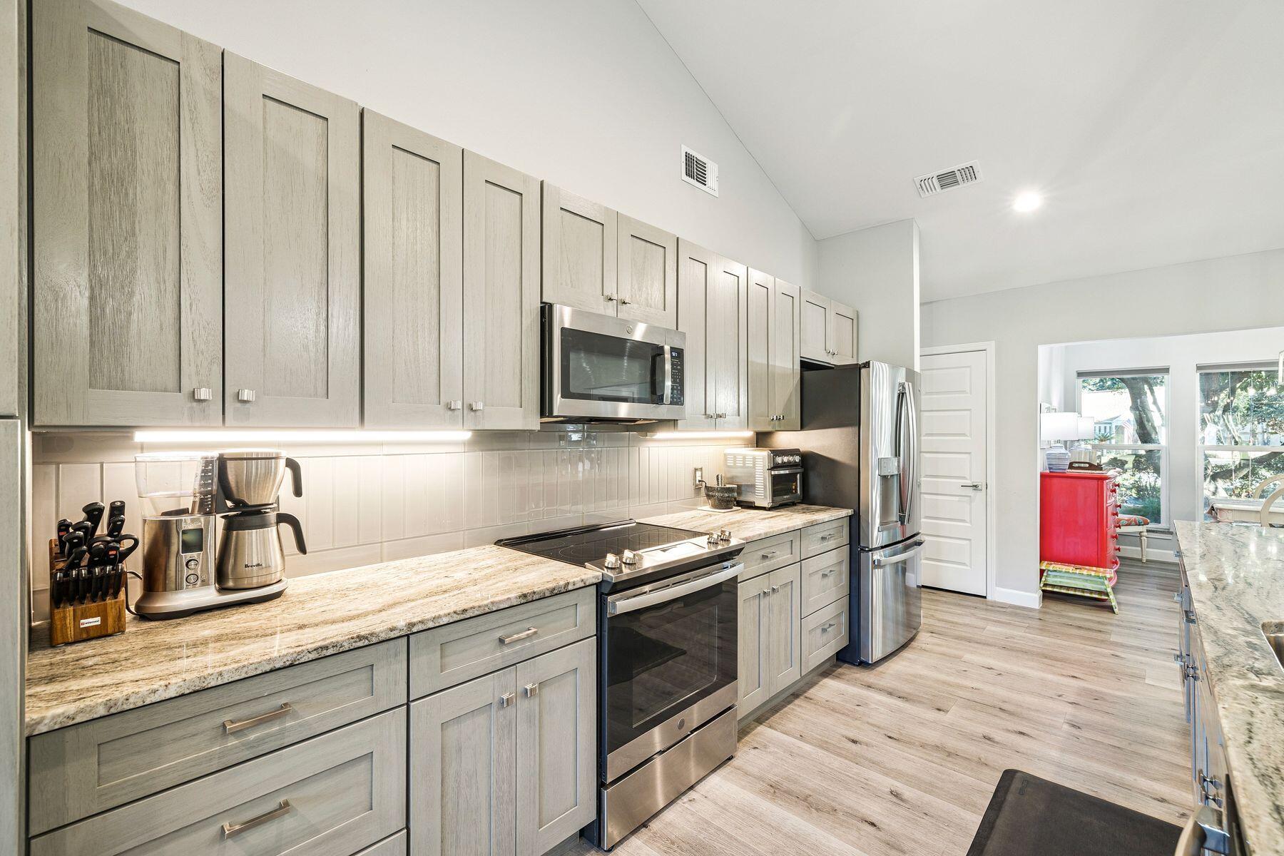 556 Augusta Drive # 11504