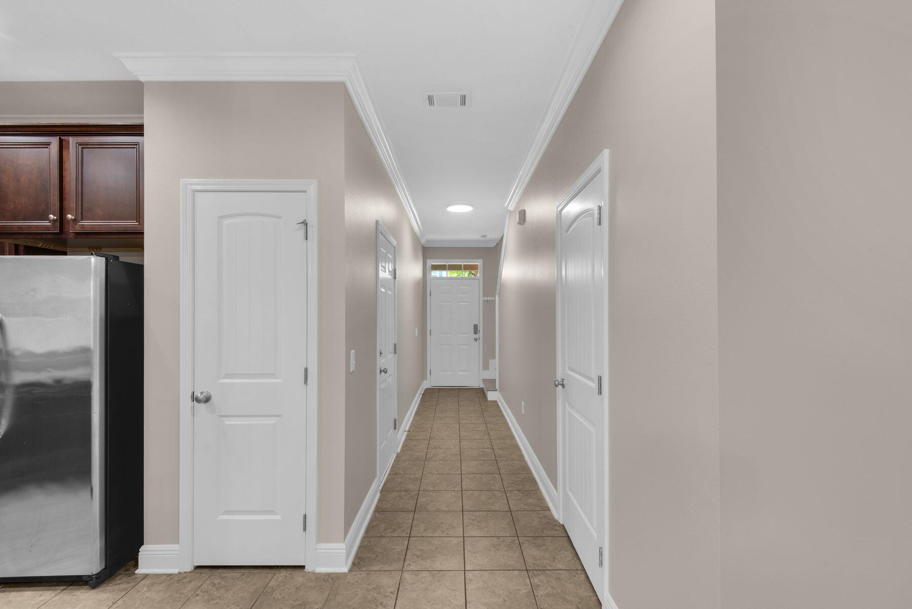 17 W Shady Oaks Lane UNIT C