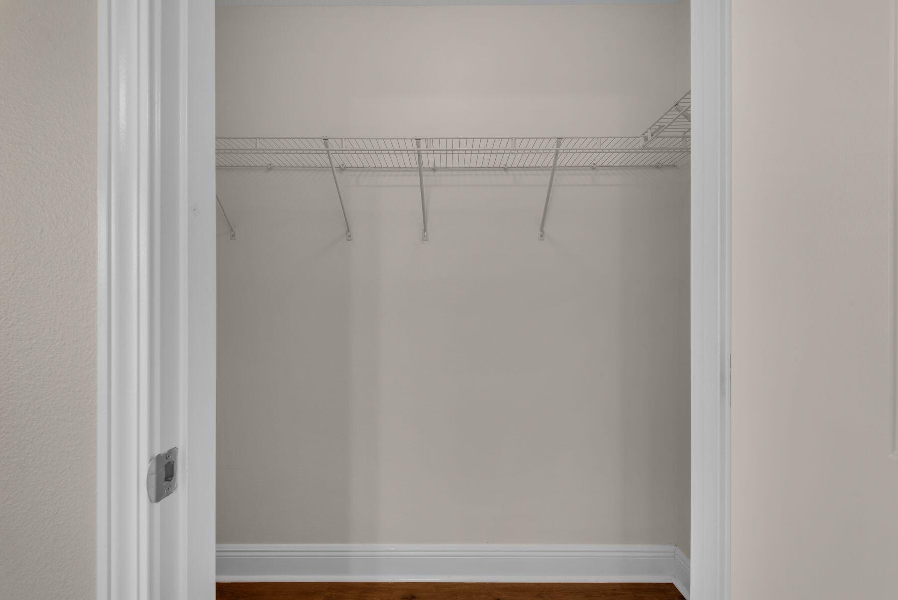 17 W Shady Oaks Lane UNIT C