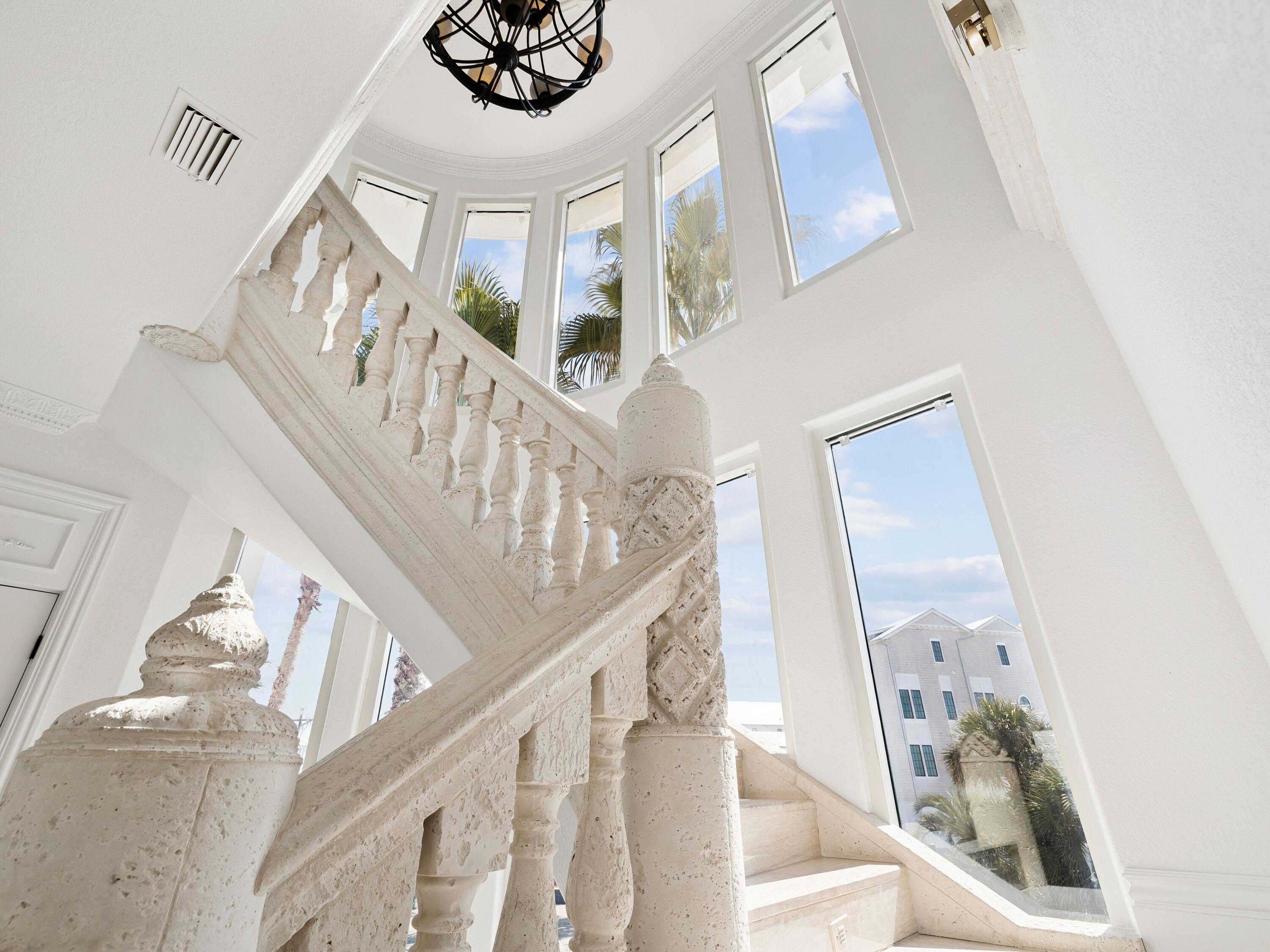 30 Pelican Circle