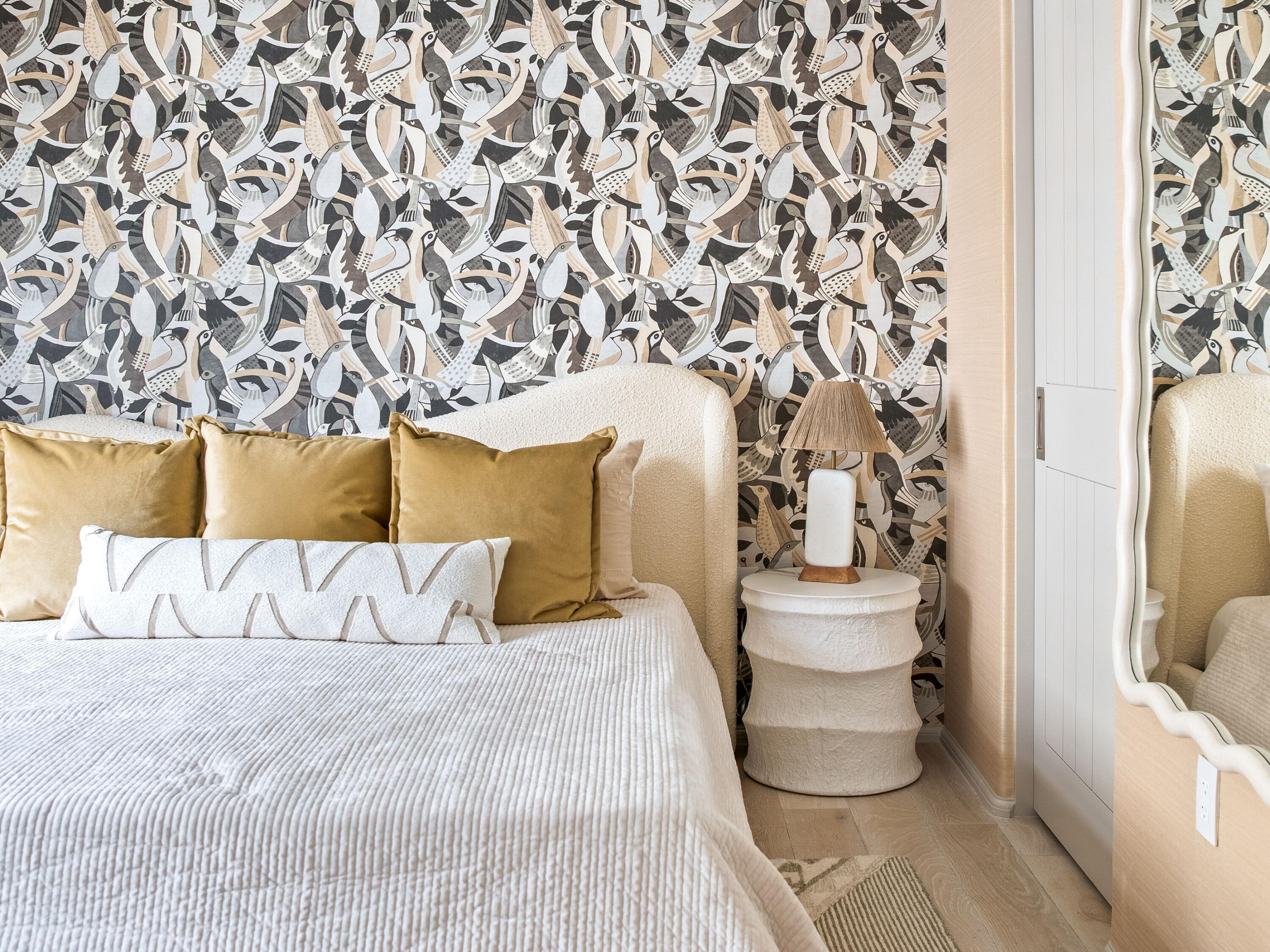 45 W Solaire Way 103