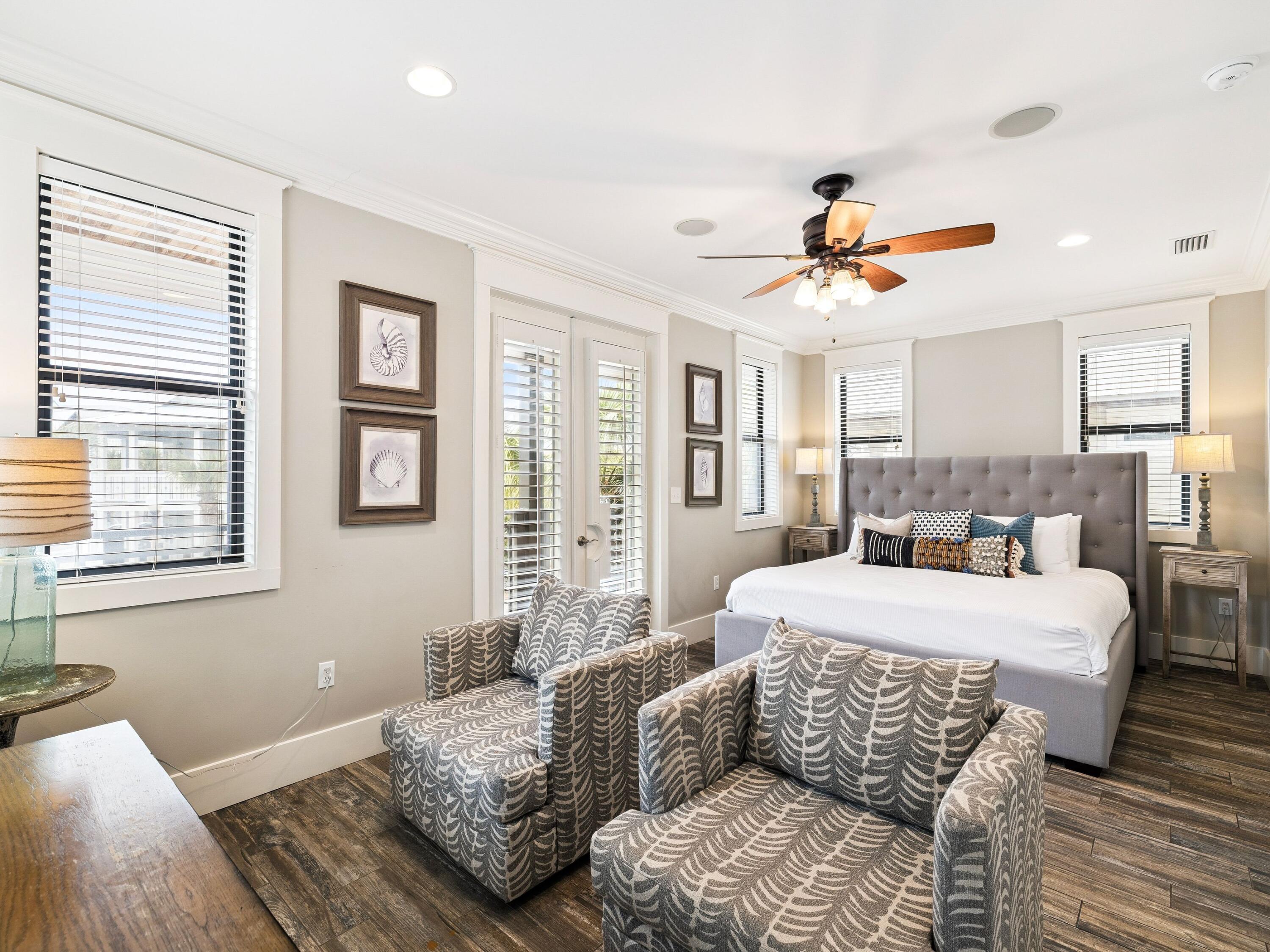 33 W Seacrest Beach Boulevard