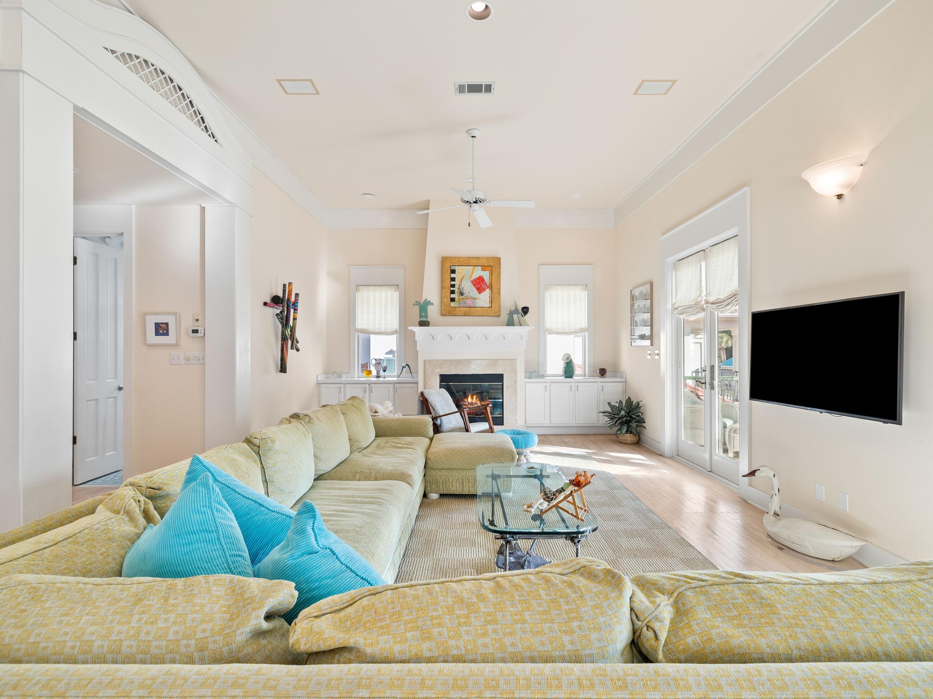 338 Rue Caribe