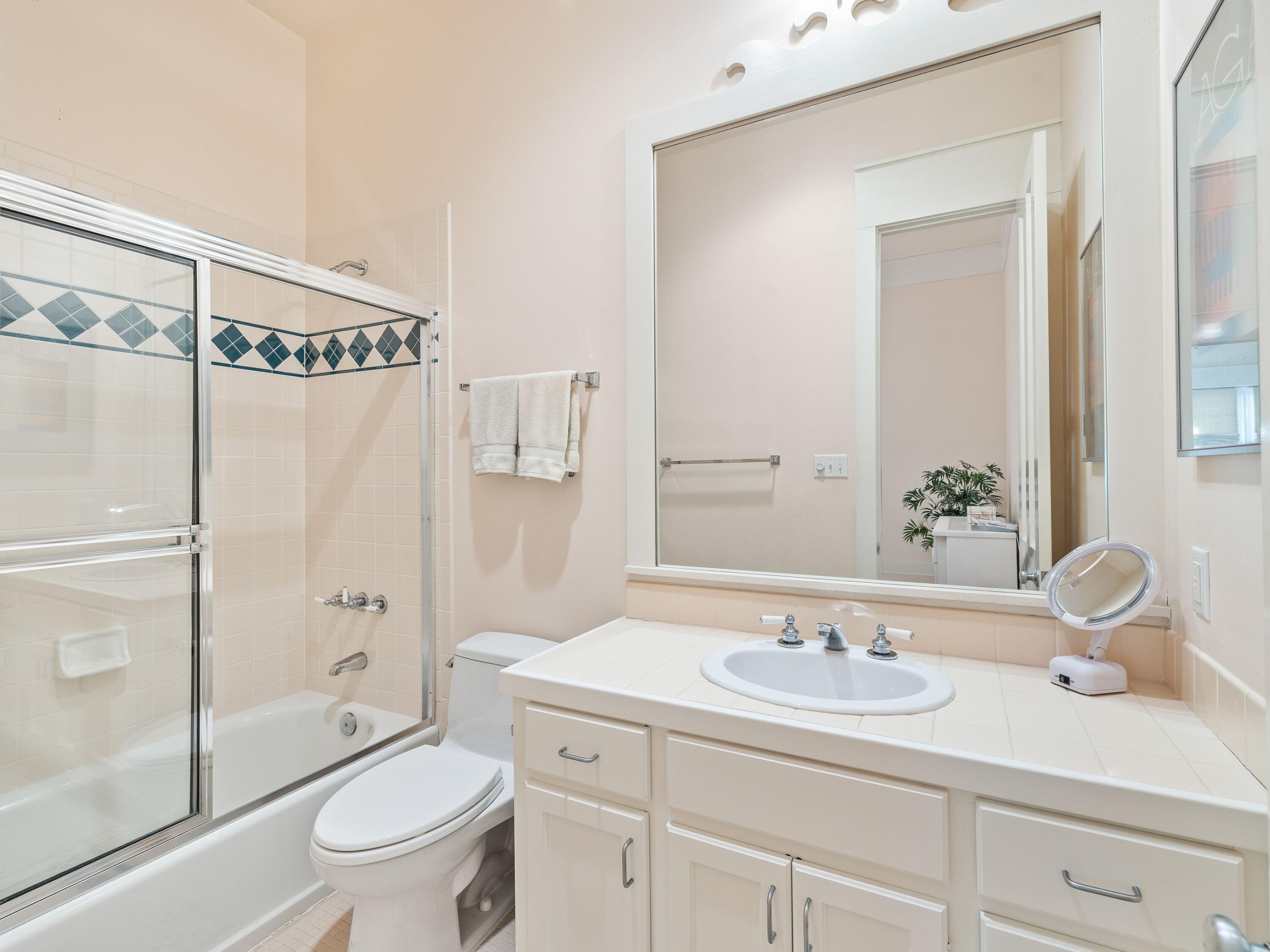 338 Rue Caribe