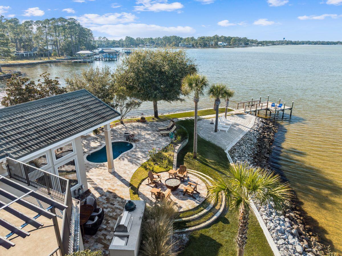 221 Bay Circle Drive