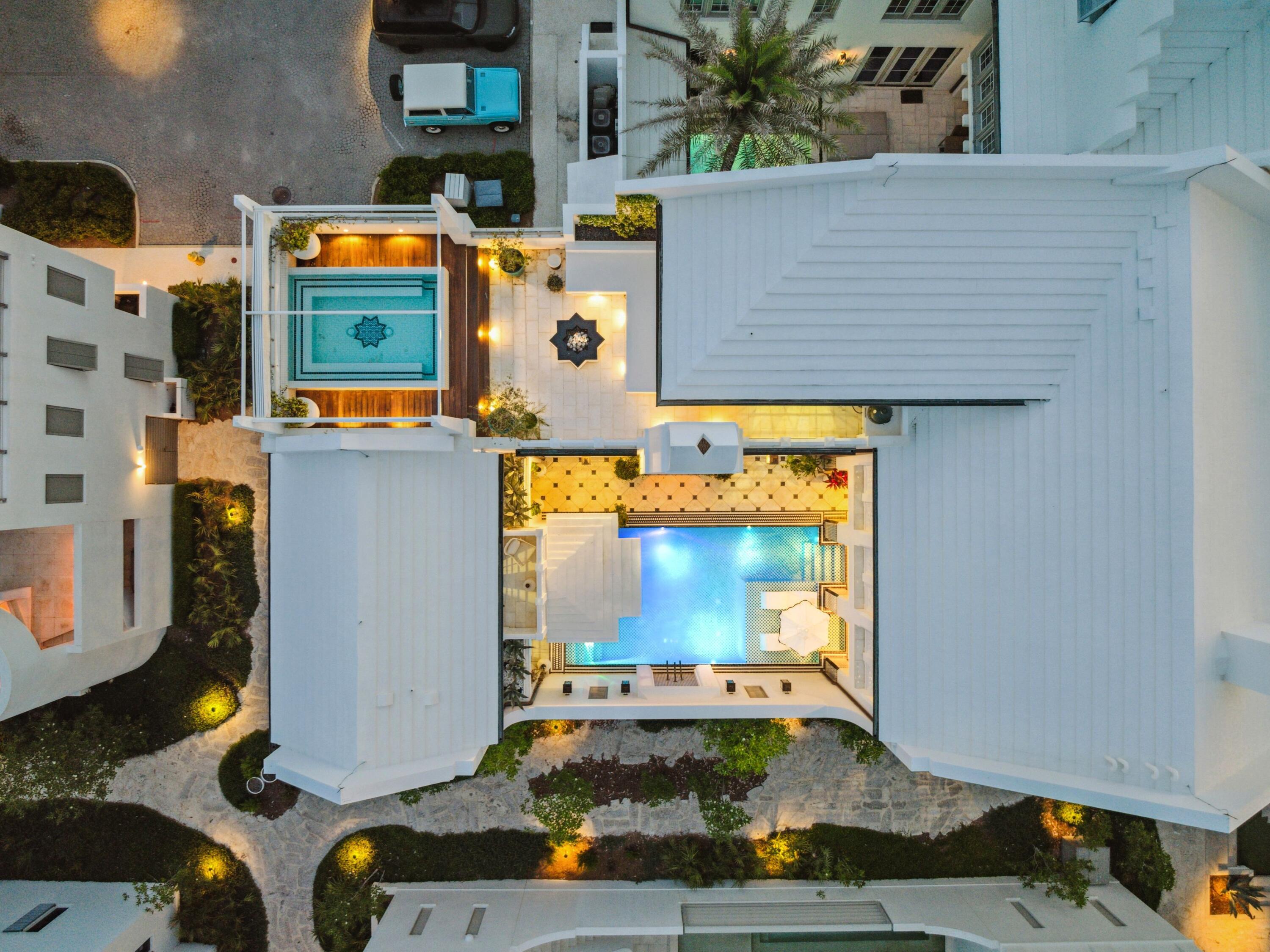 45 La Garza Court