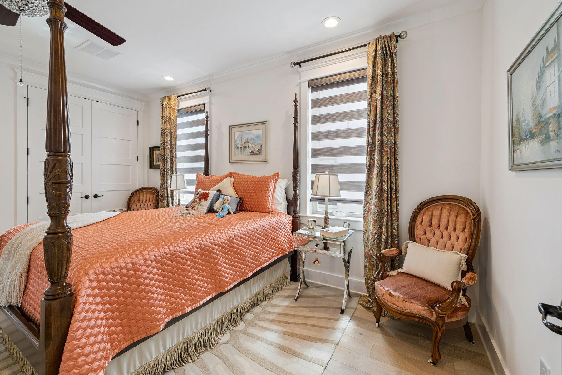 113 White Cliffs Drive