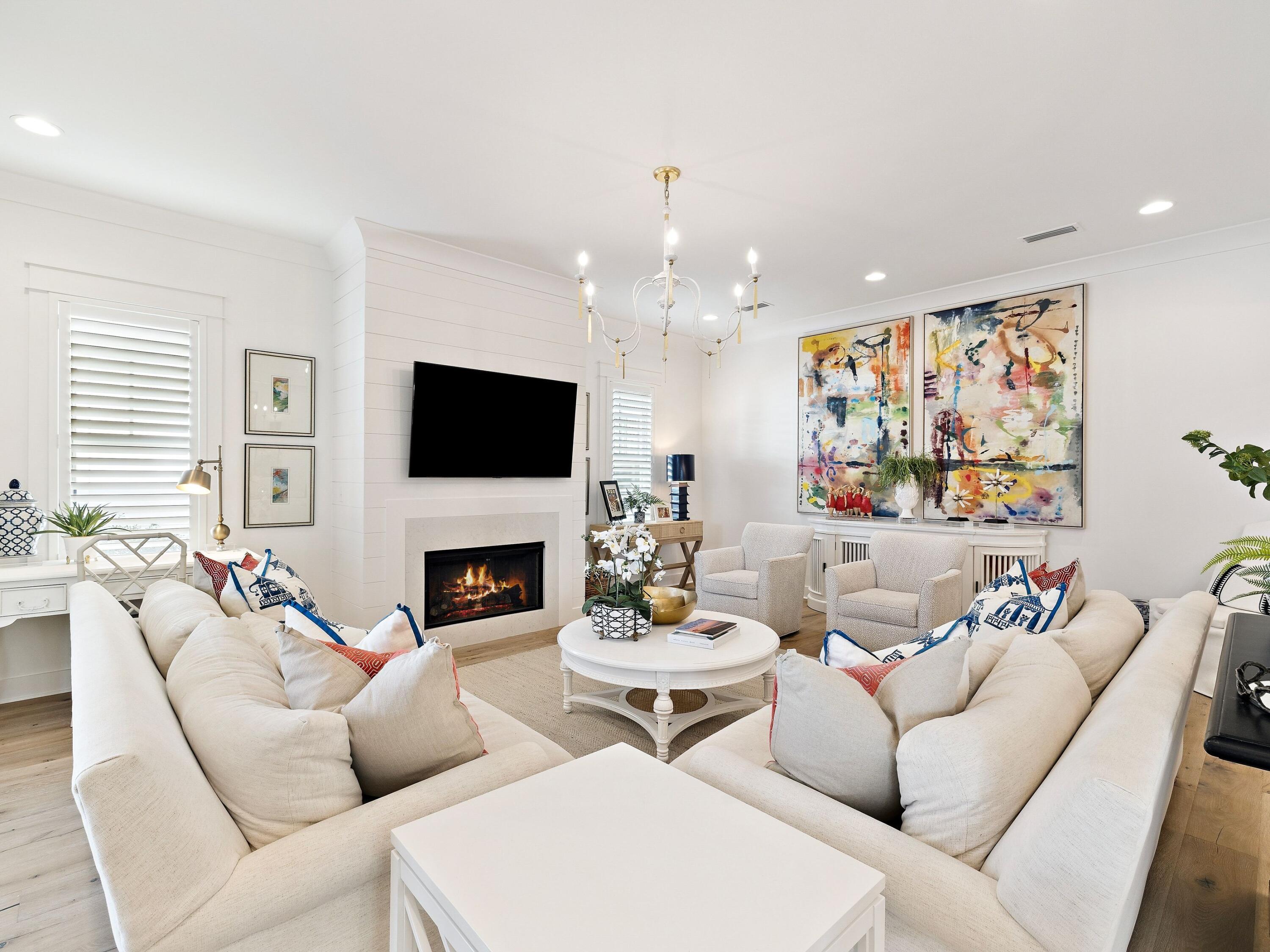 39 W Firethorn Circle