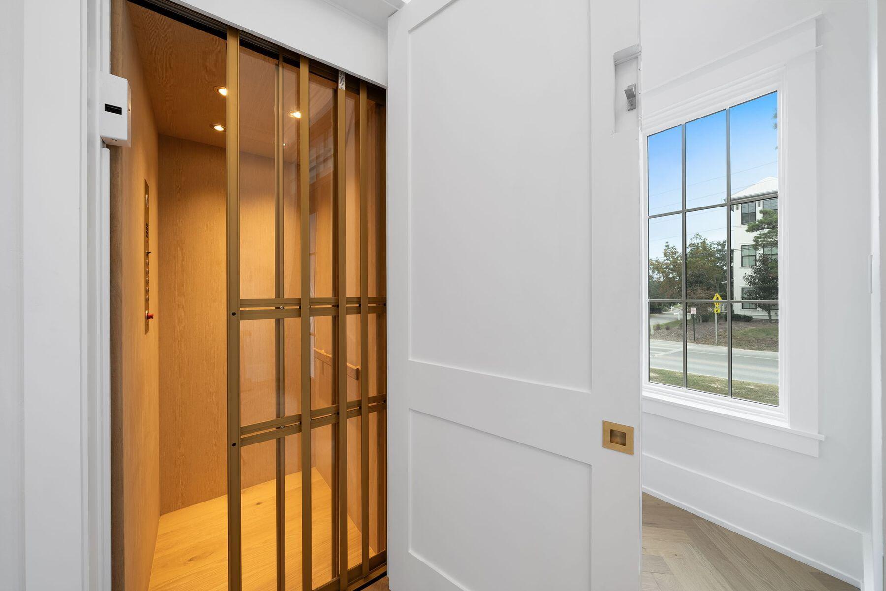 2900 S County Highway 395