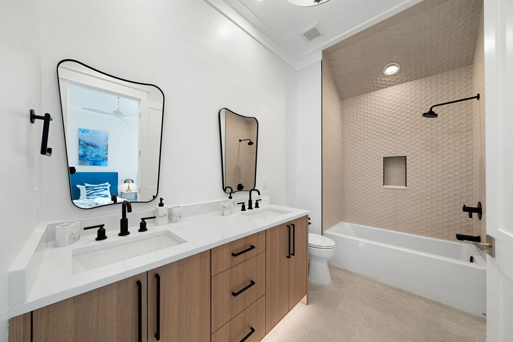 2900 S County Highway 395