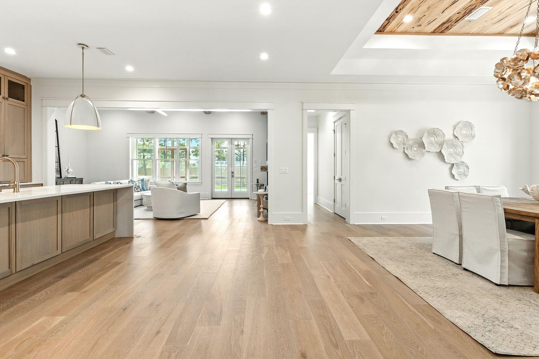 87 W Surfside Drive
