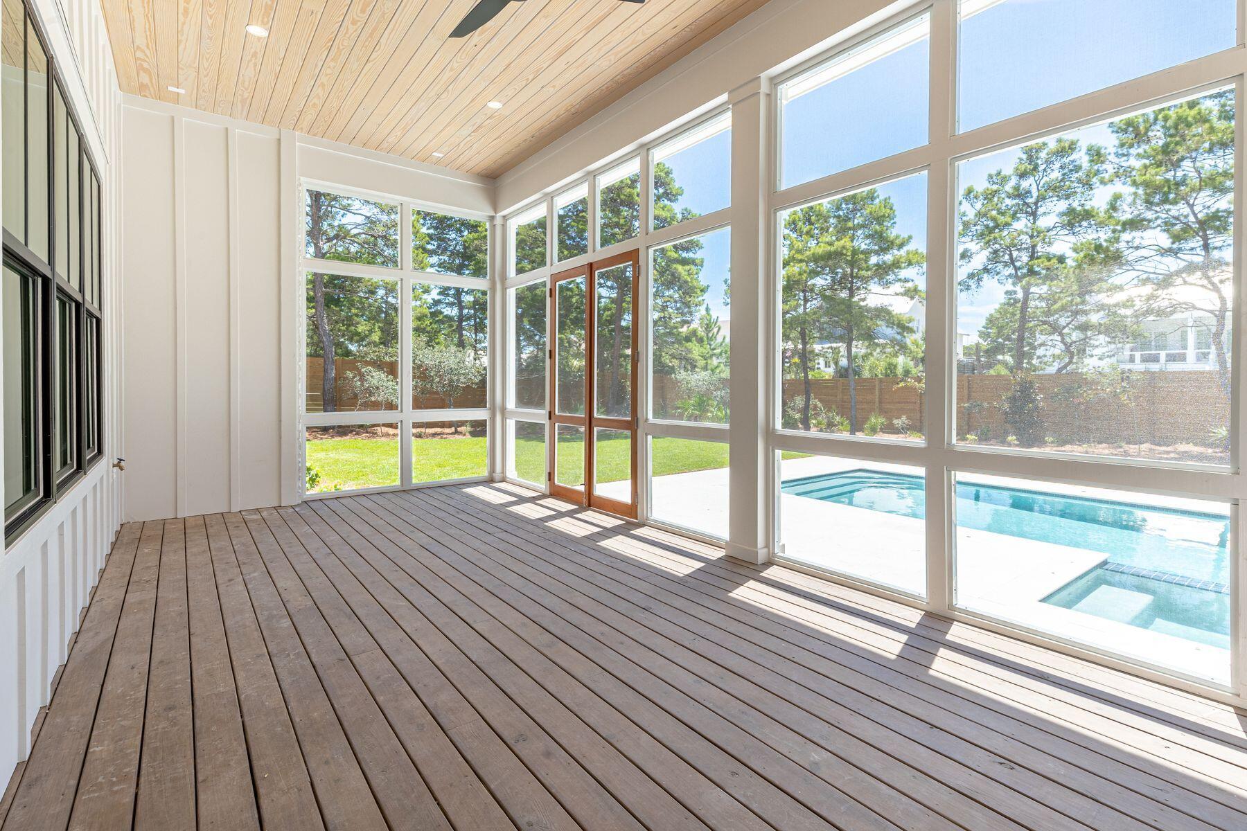 87 W Surfside Drive