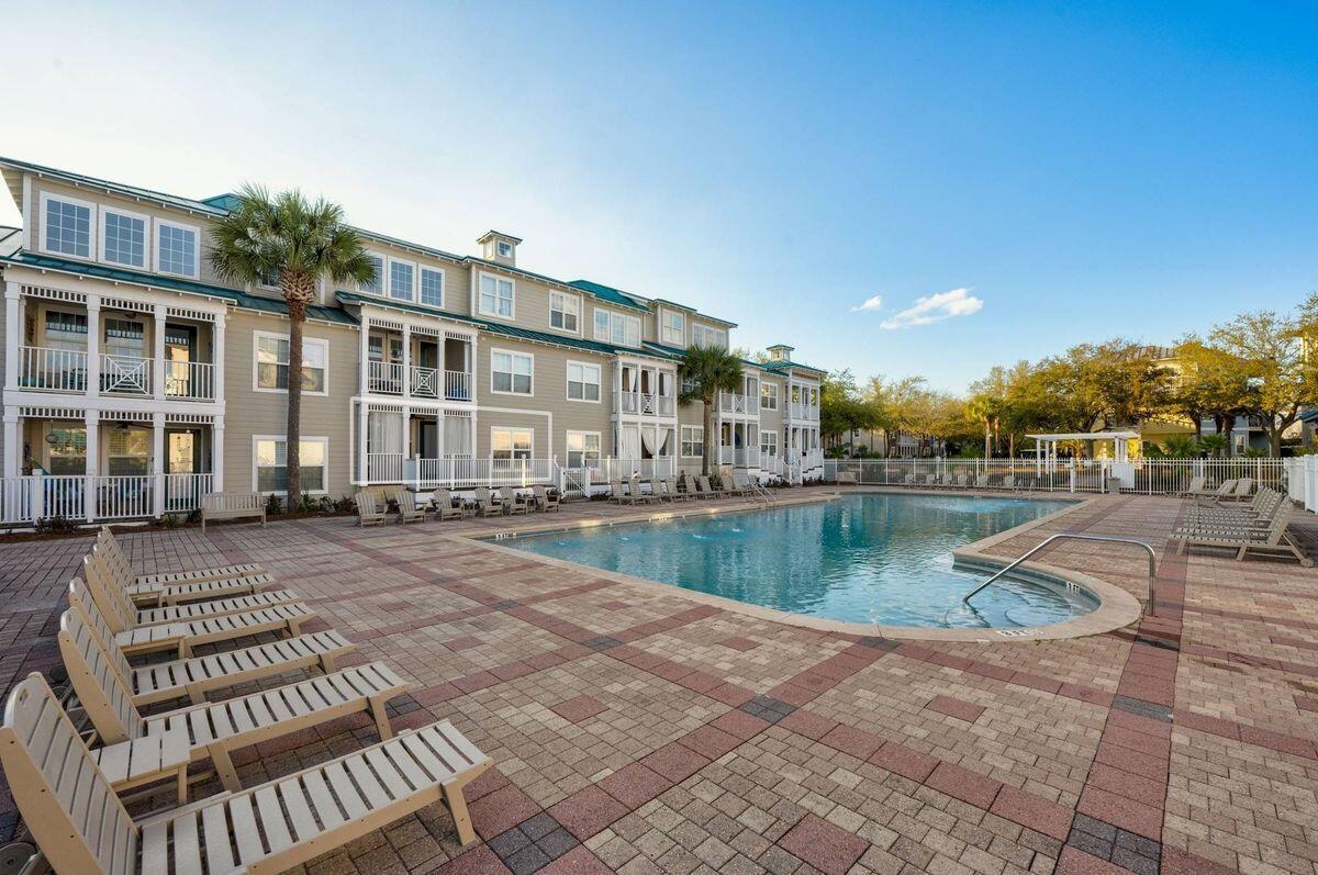 124 Village Boulevard APT 813