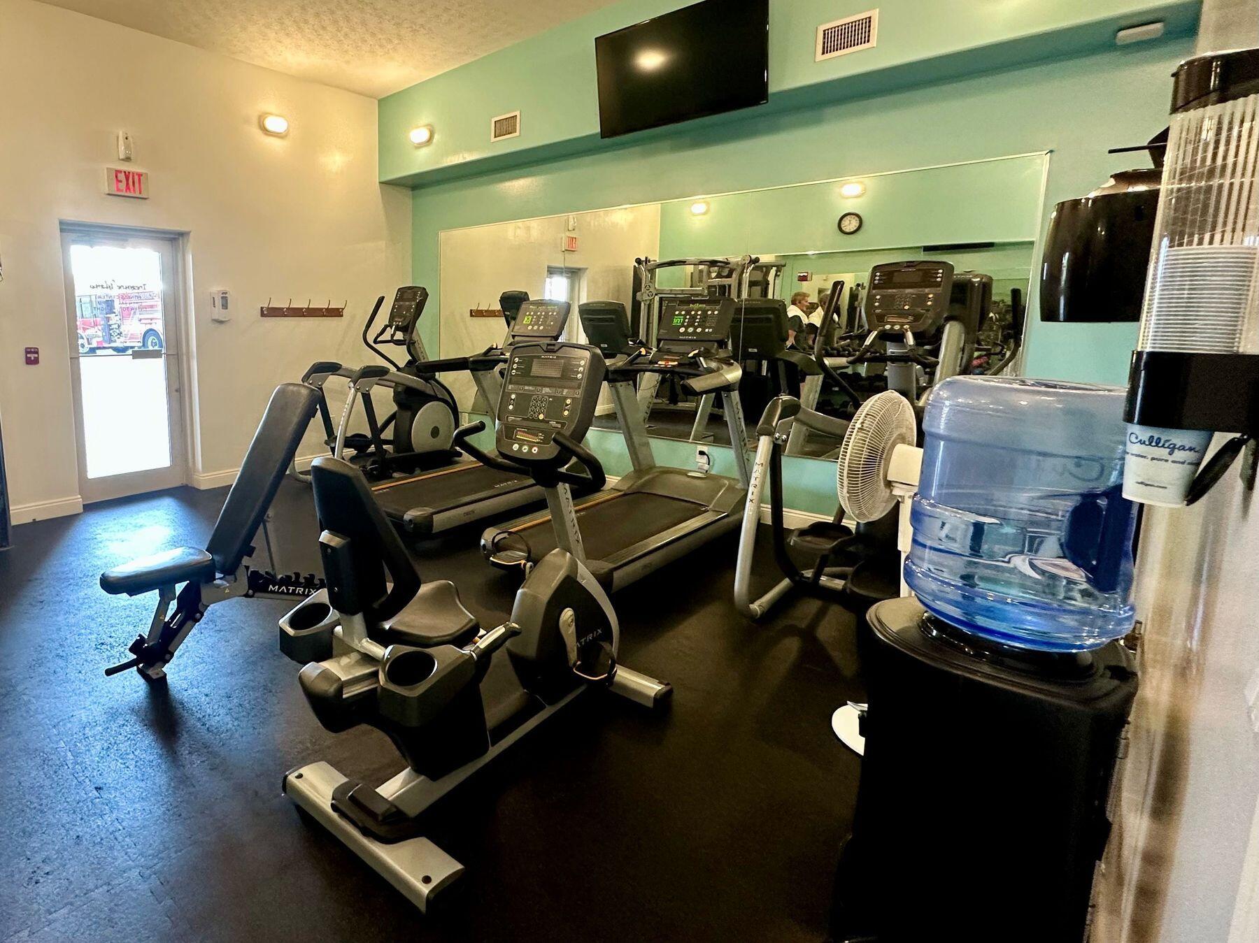 5004 Thomas Drive 1102