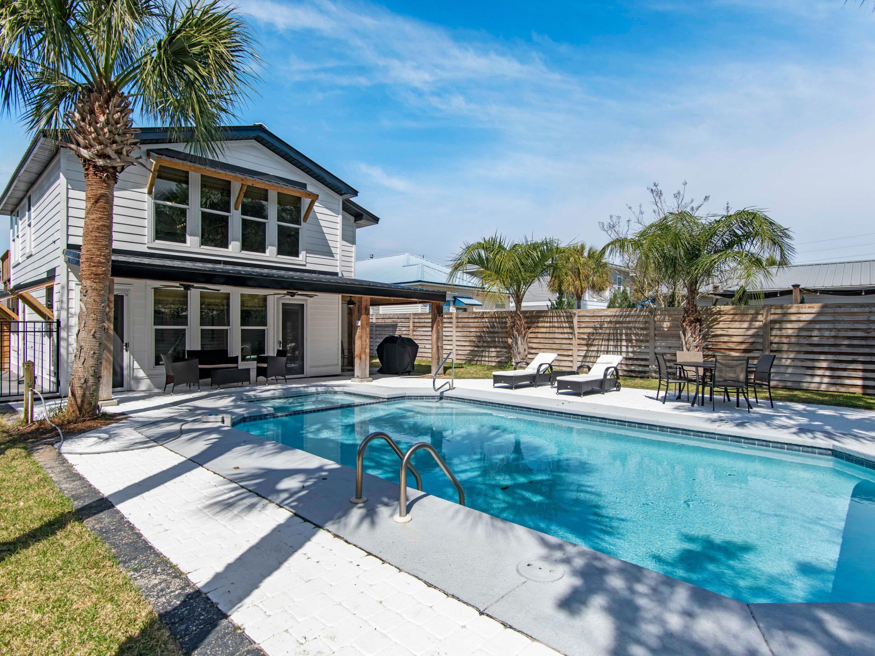89 Tarpon Street