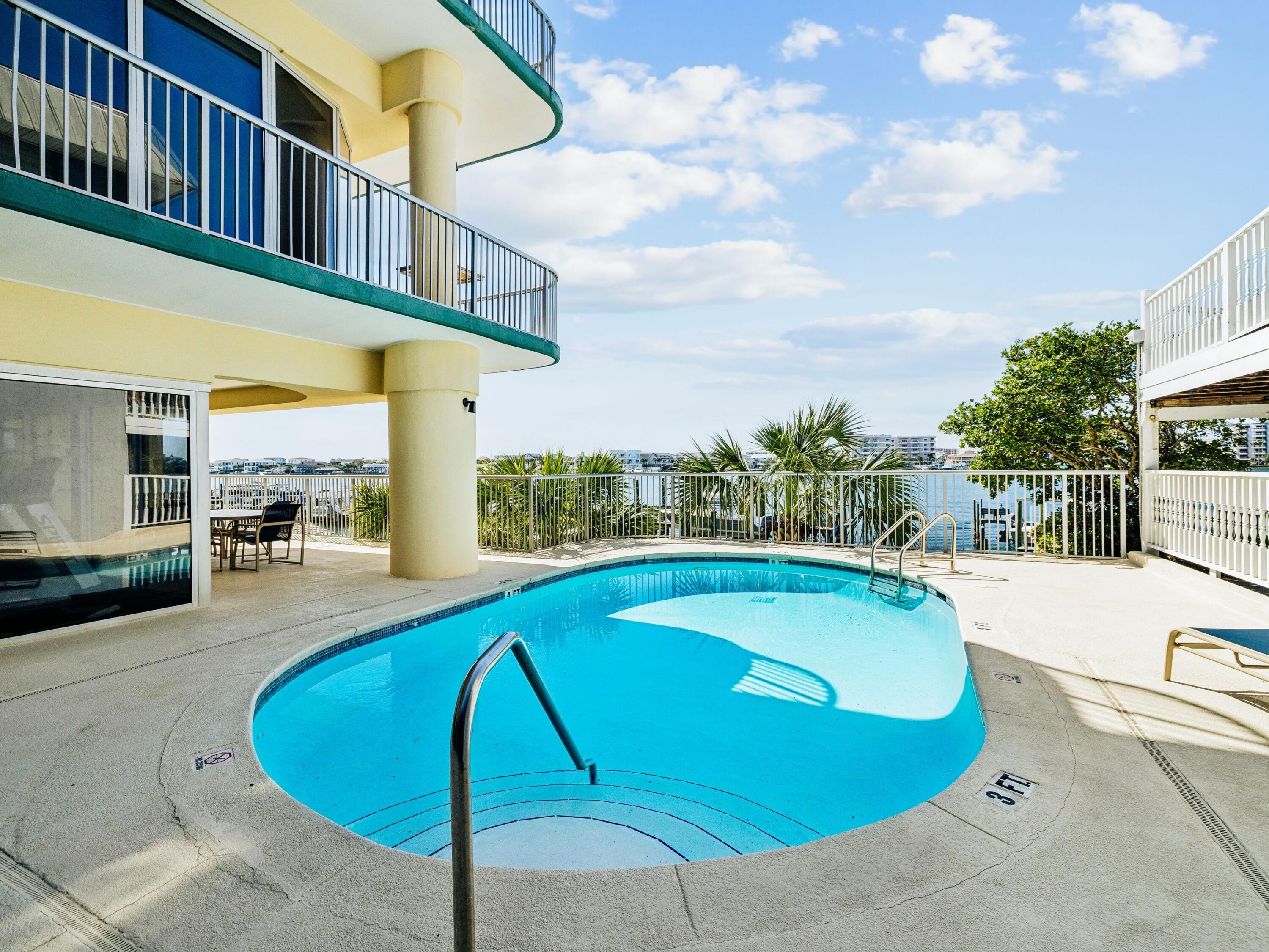 508 Harbor Boulevard 401