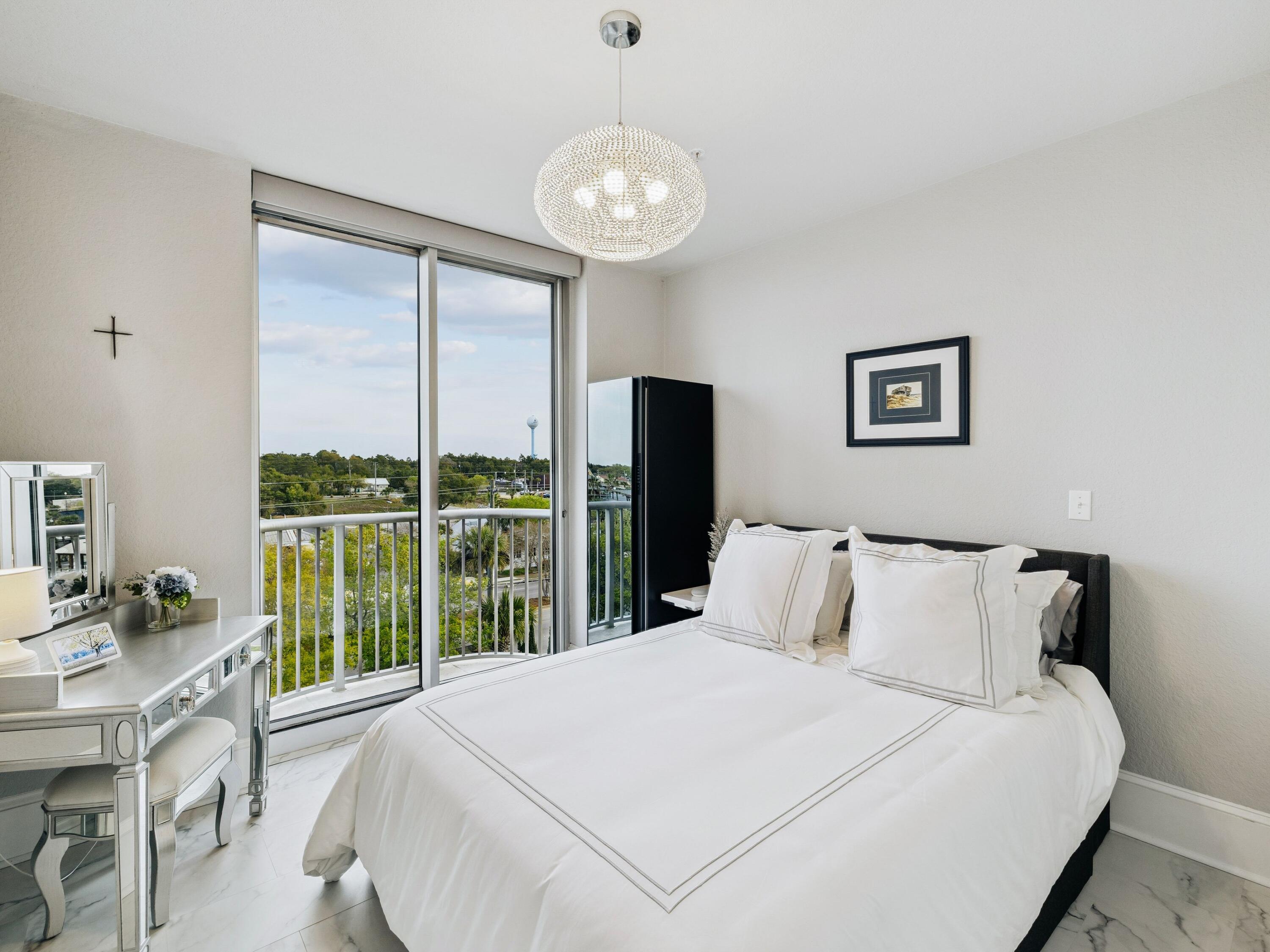 508 Harbor Boulevard 401