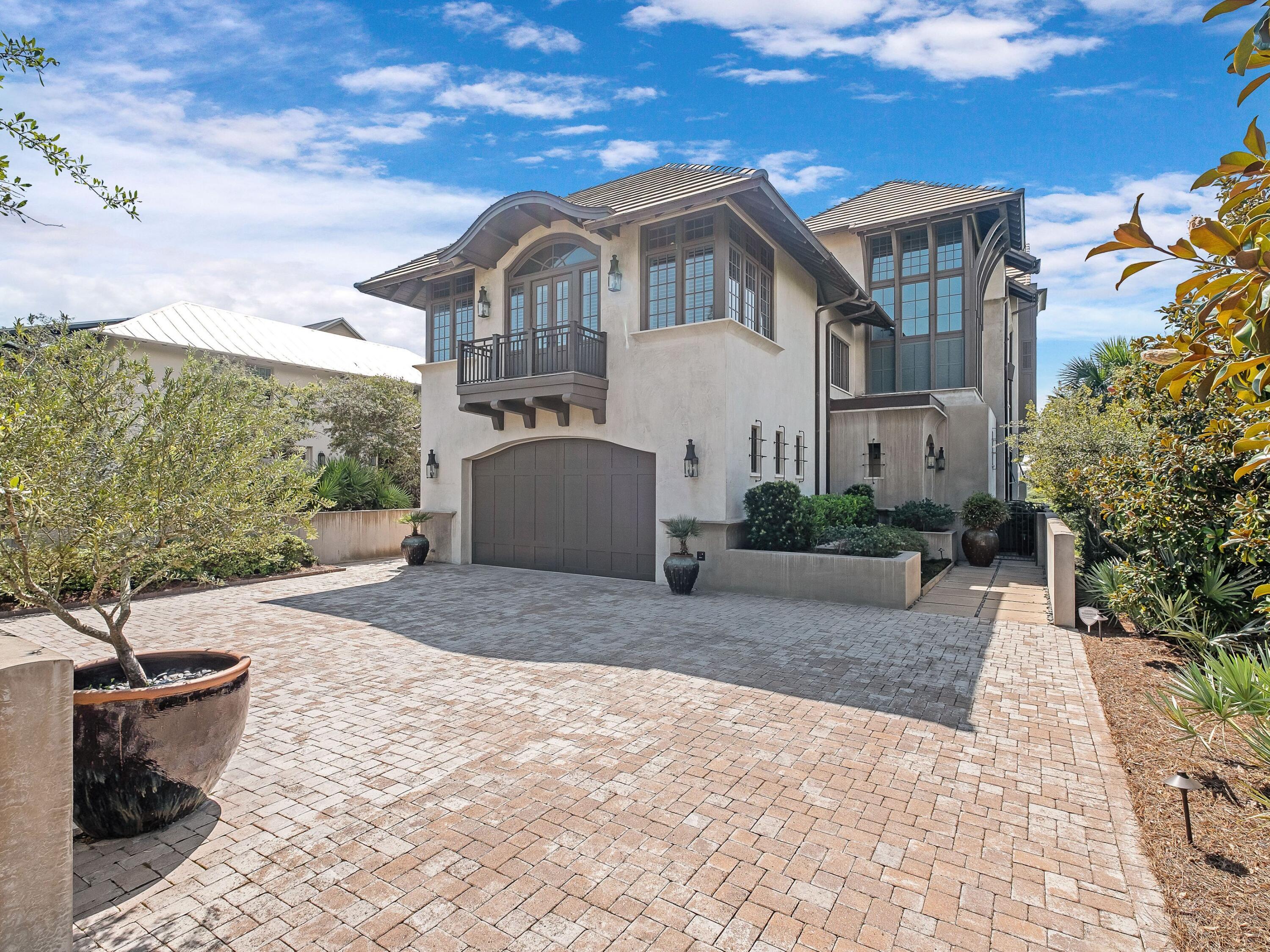 40 Tortola Lane