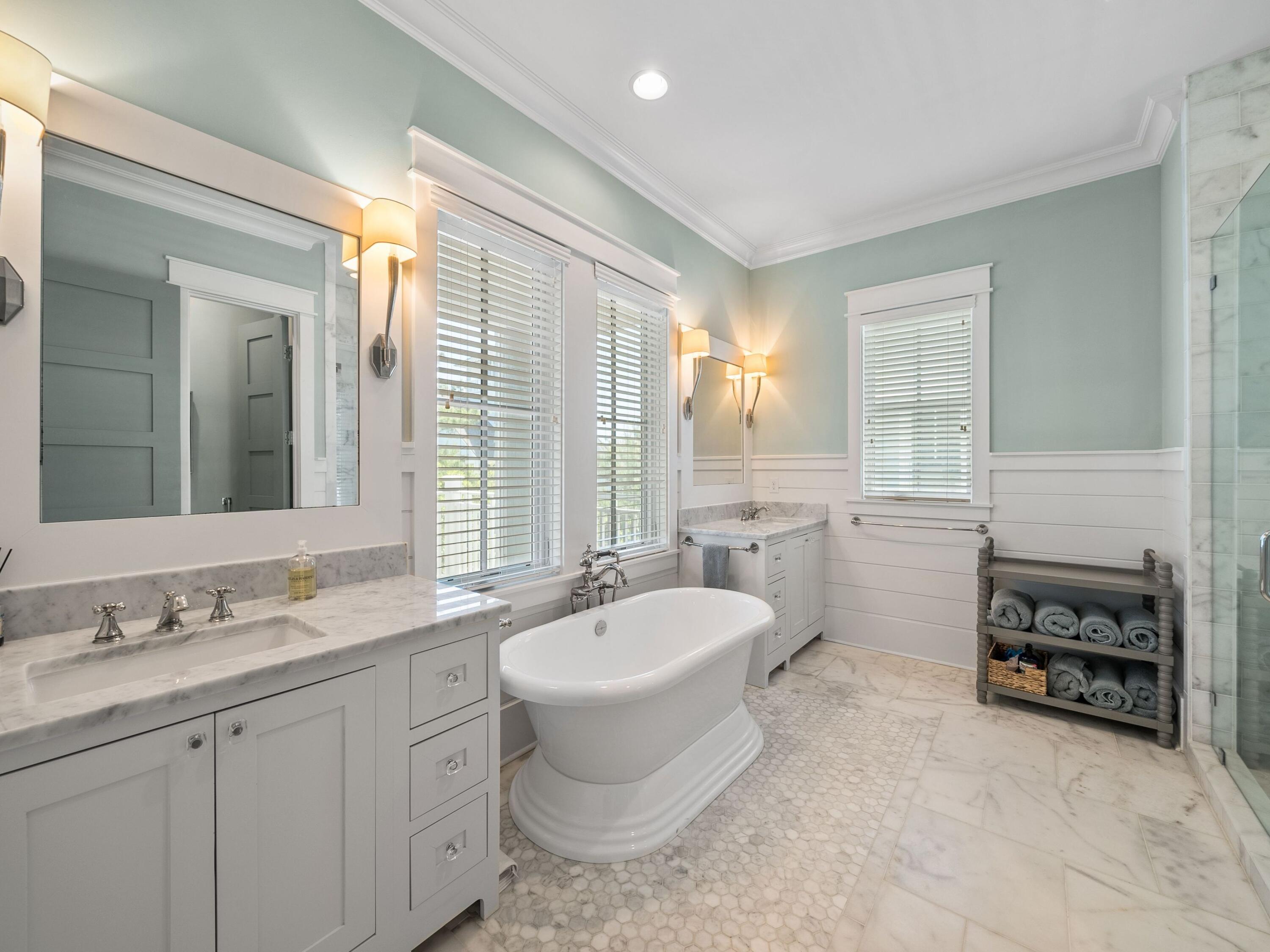 38 Shore Bridge Circle