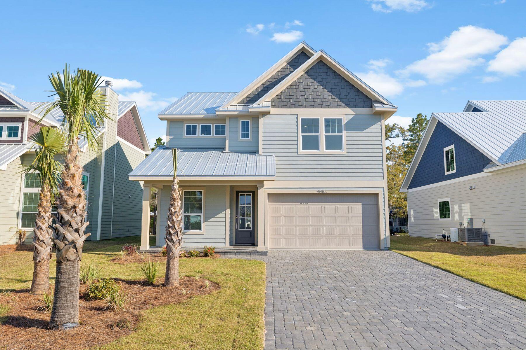 2015 W Hewett Road