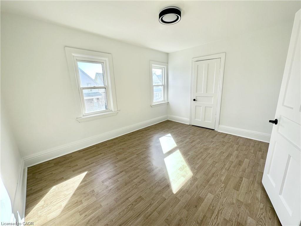 39 Beechwood Avenue