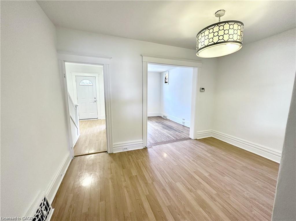 39 Beechwood Avenue