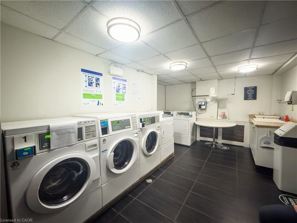 402-133 Herkimer Street Unit: 402