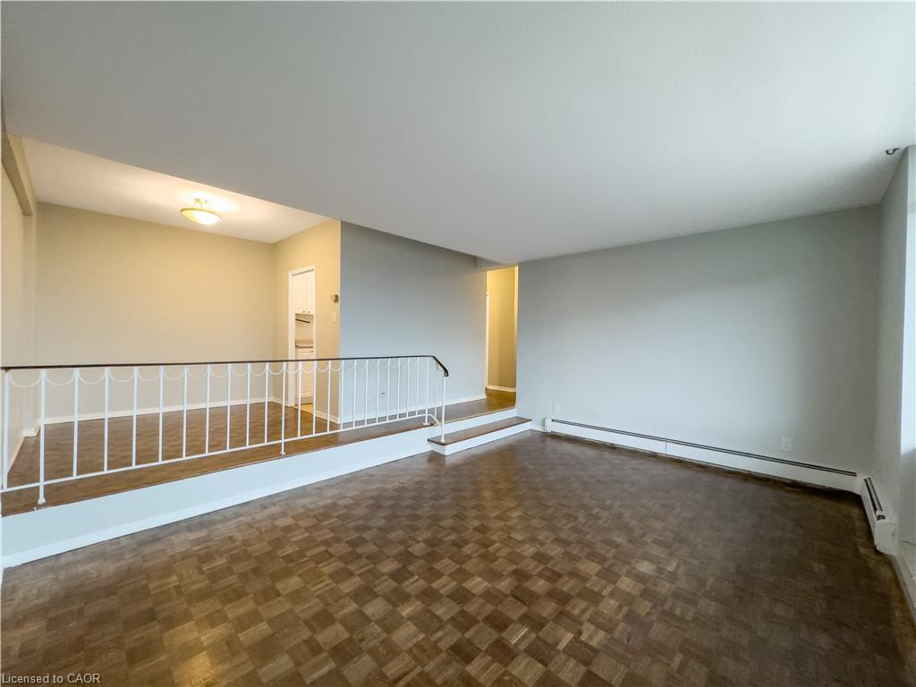 402-133 Herkimer Street Unit: 402