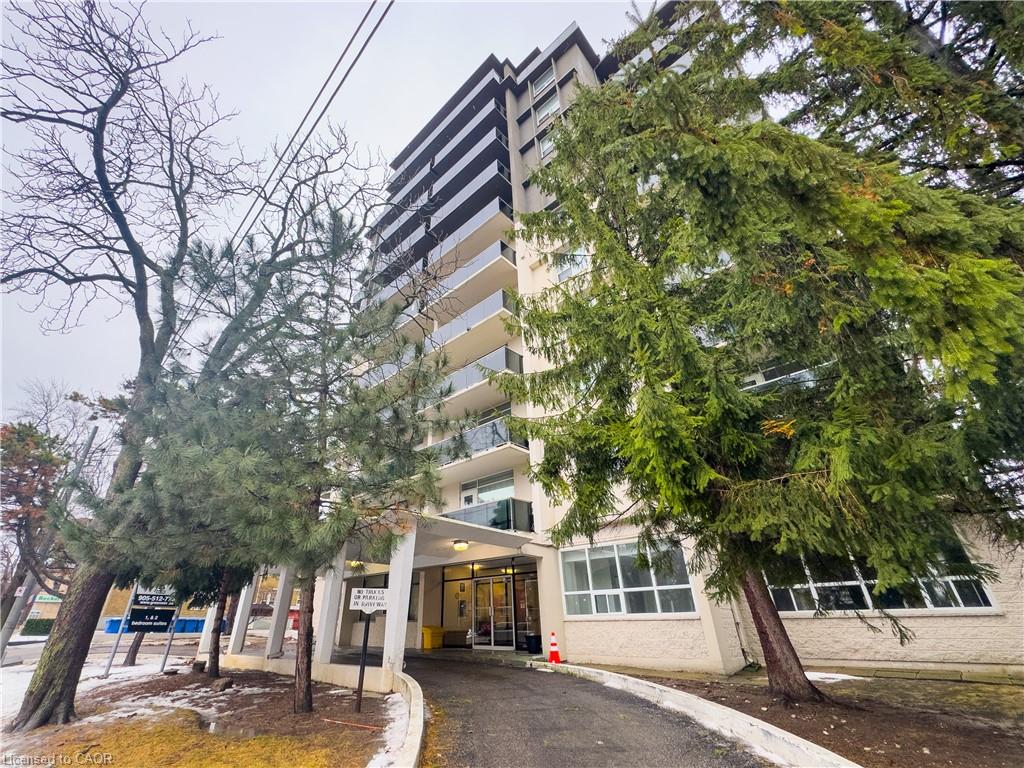 402-133 Herkimer Street Unit: 402