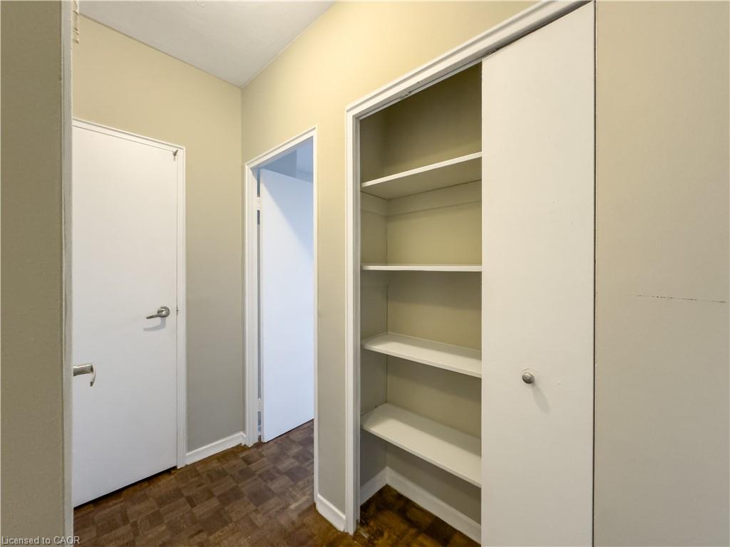 402-133 Herkimer Street Unit: 402