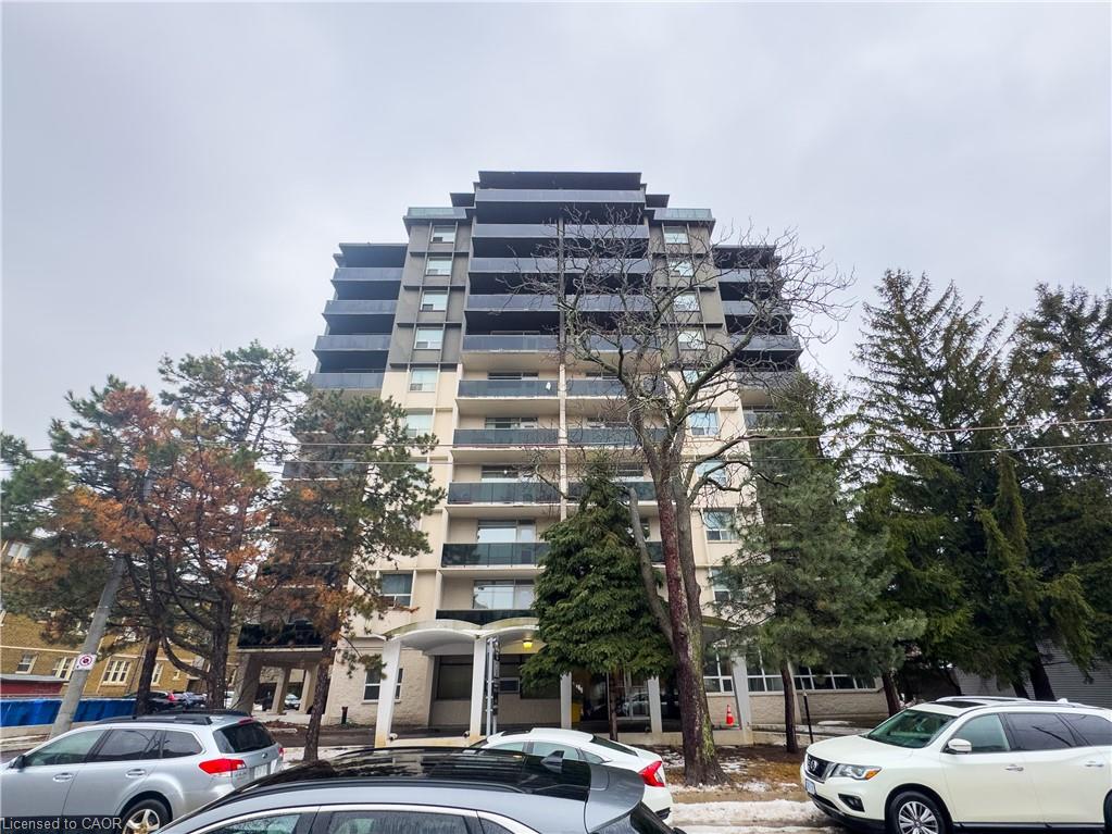 402-133 Herkimer Street Unit: 402