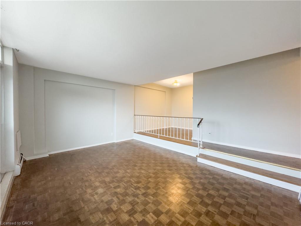 402-133 Herkimer Street Unit: 402