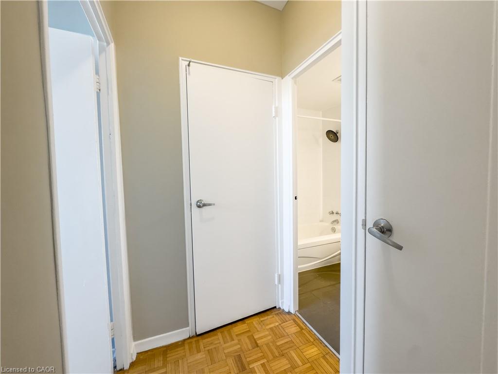 904-133 Herkimer Street Unit: 904