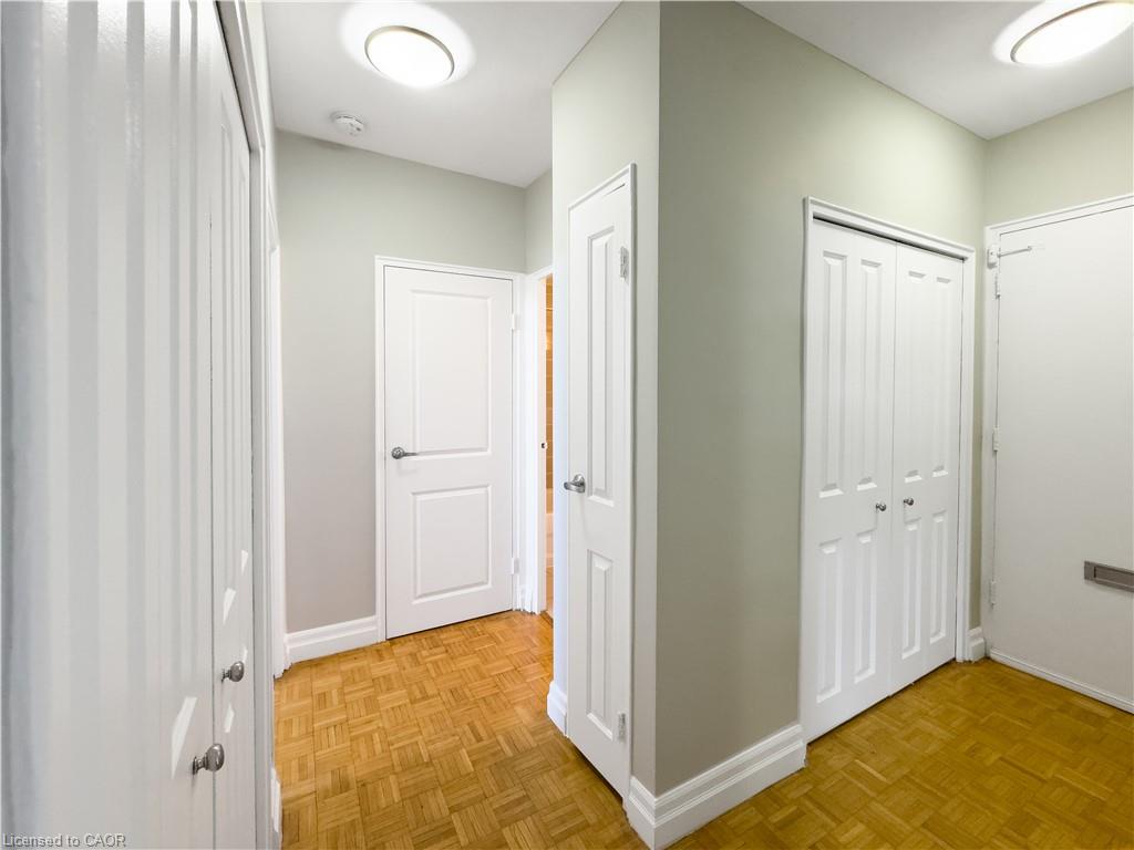904-133 Herkimer Street Unit: 904
