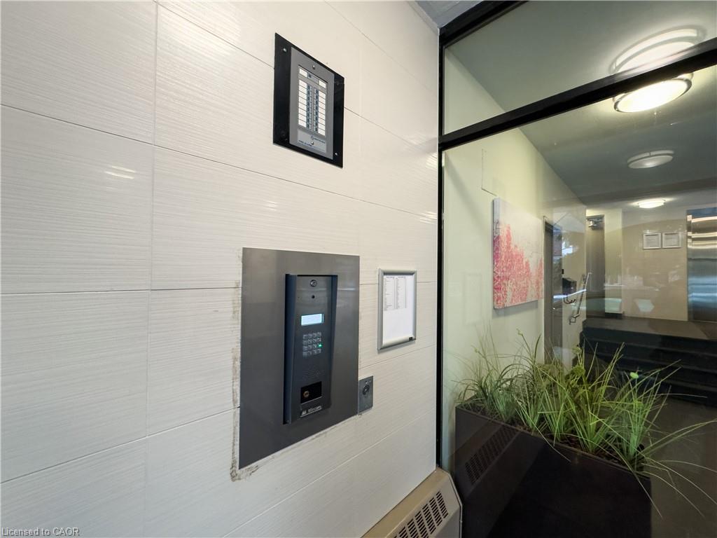 904-133 Herkimer Street Unit: 904