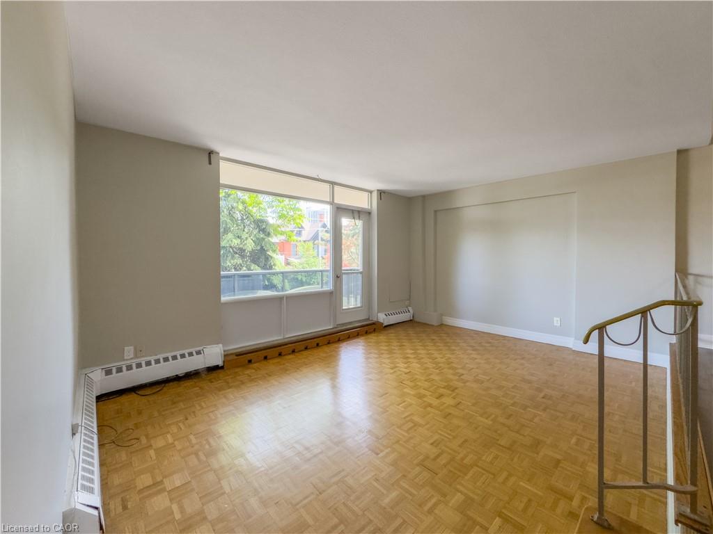 203-133 Herkimer Street Unit: 203