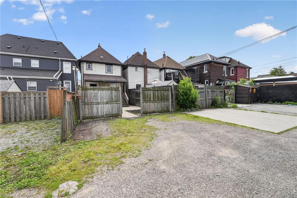 39 Beechwood Avenue