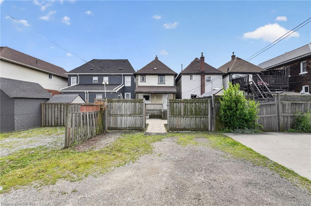 39 Beechwood Avenue