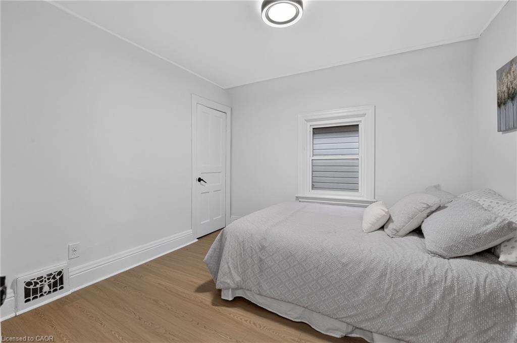39 Beechwood Avenue